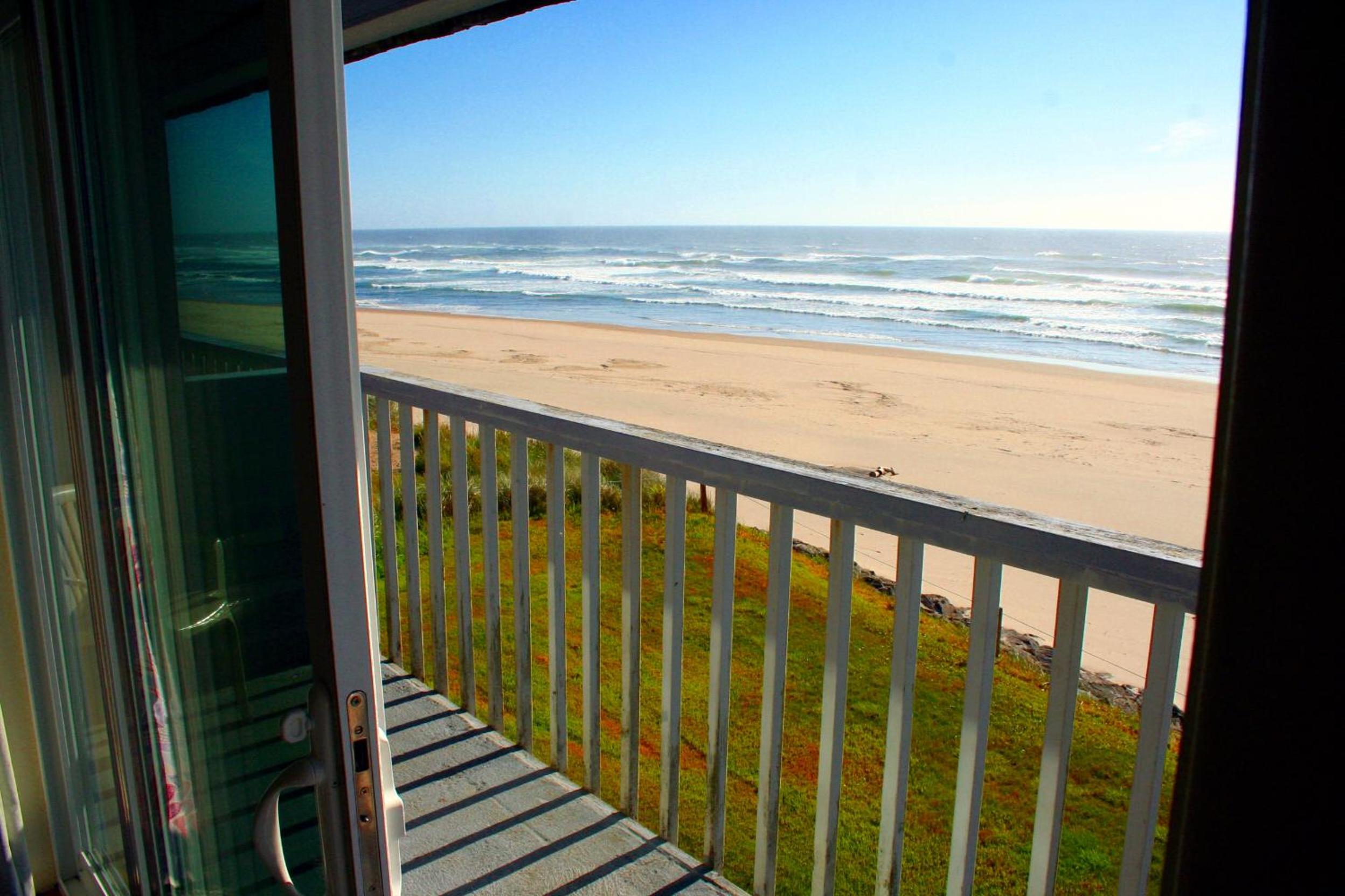 Suite with Ocean View - Non Pet photo 3