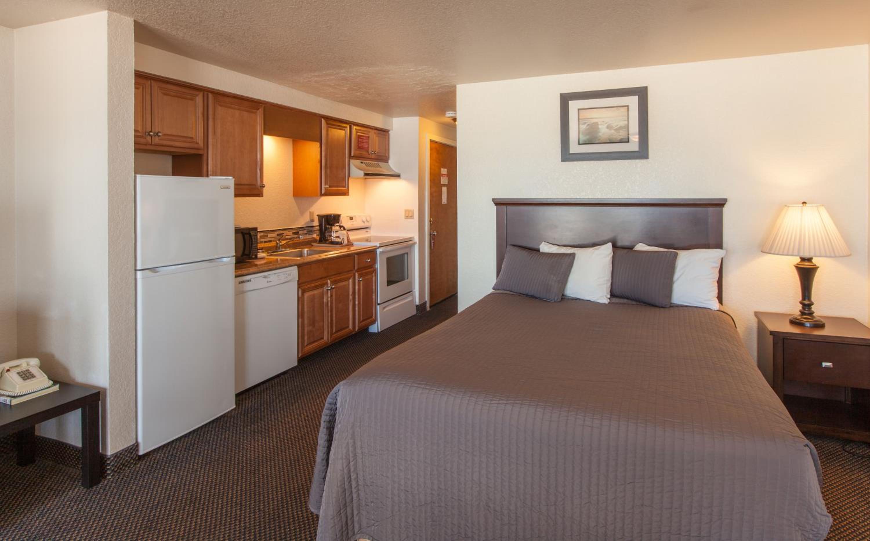 Suite with Ocean View - Non Pet photo 2