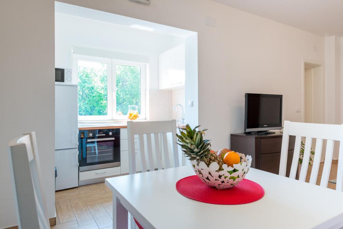 One-Bedrom Apartment with Terrace