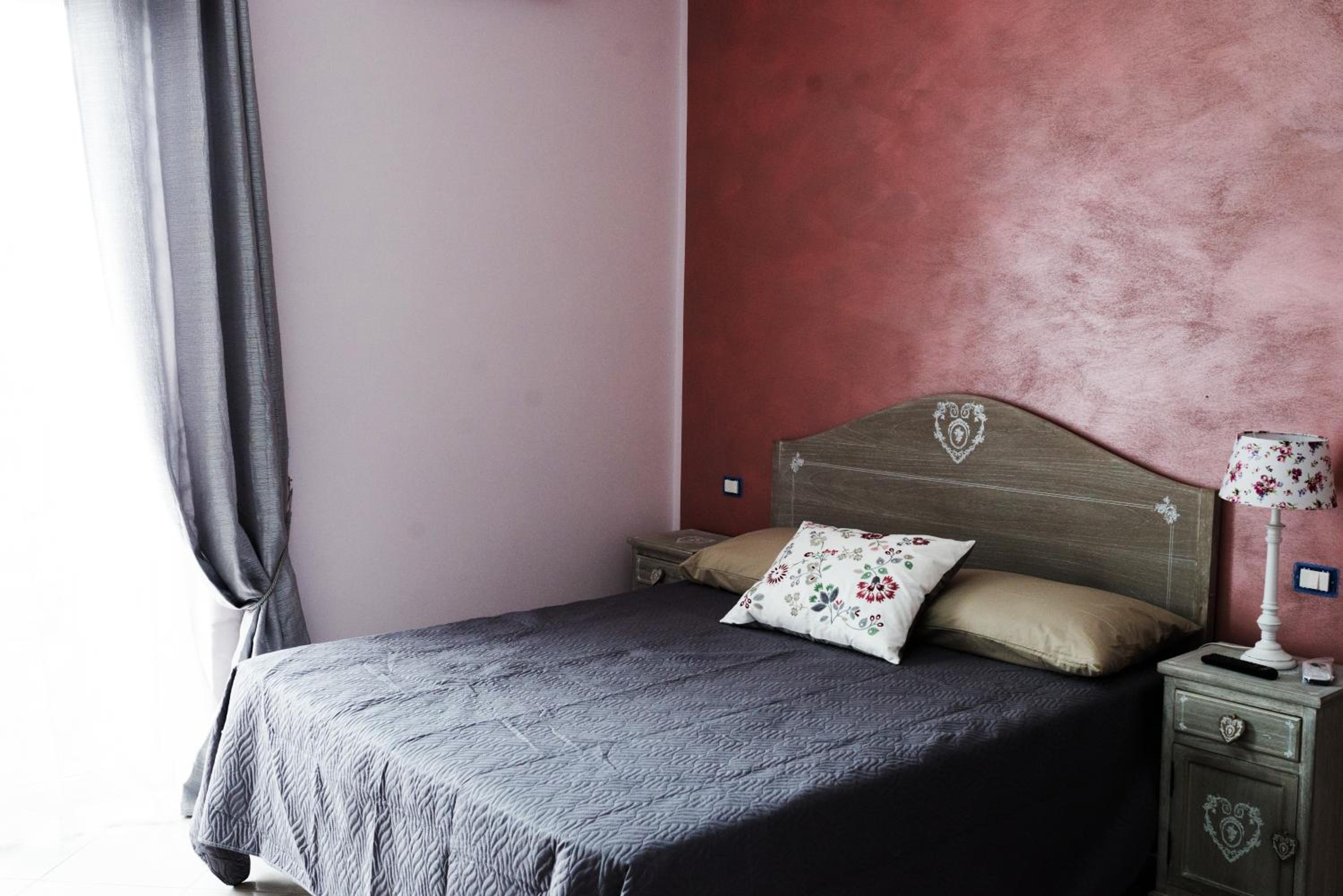 Deluxe Double or Twin Room - Photo 6