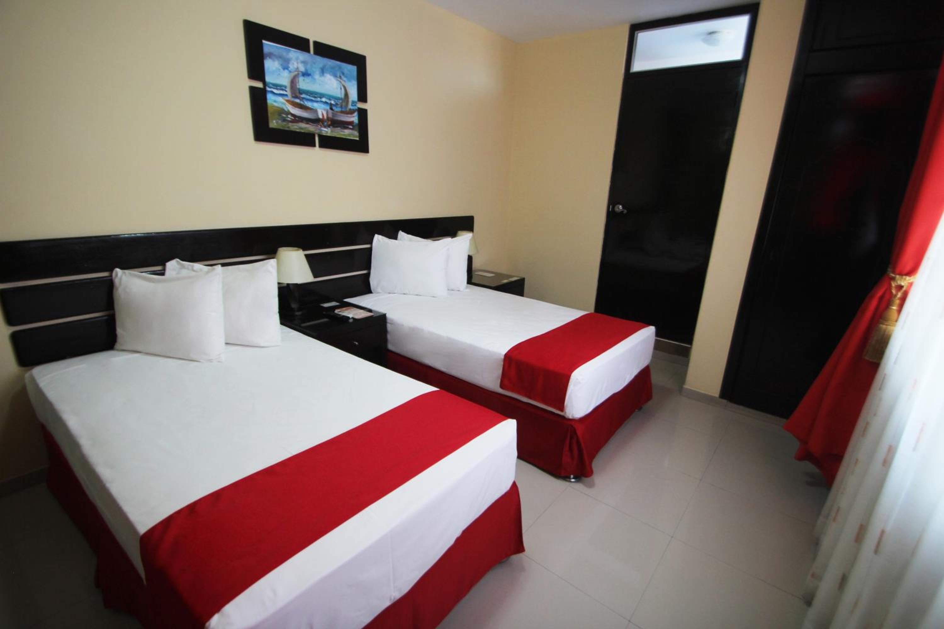 Standard Twin Room photo 2