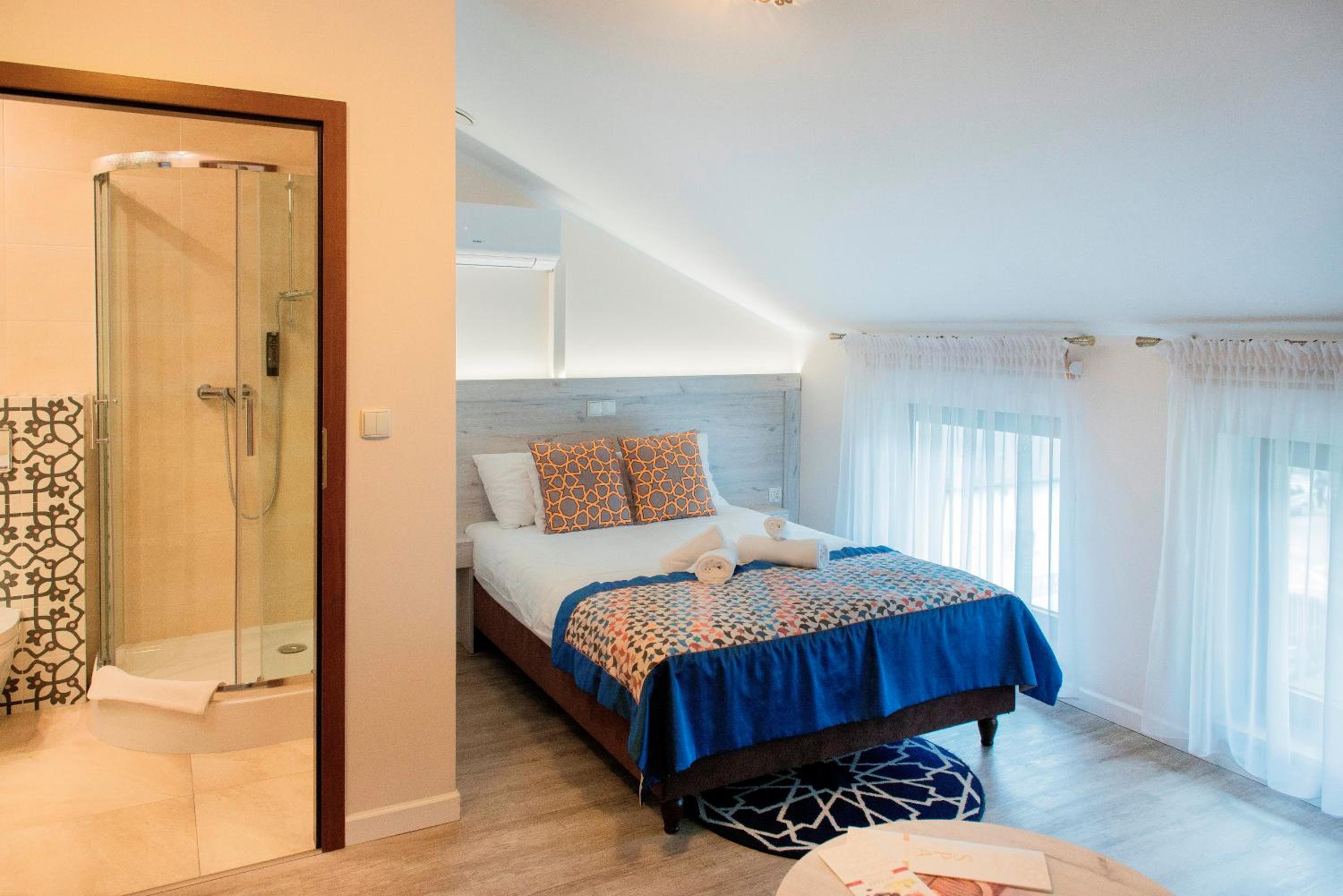 Standard Double Room with Sofa - Photo 3