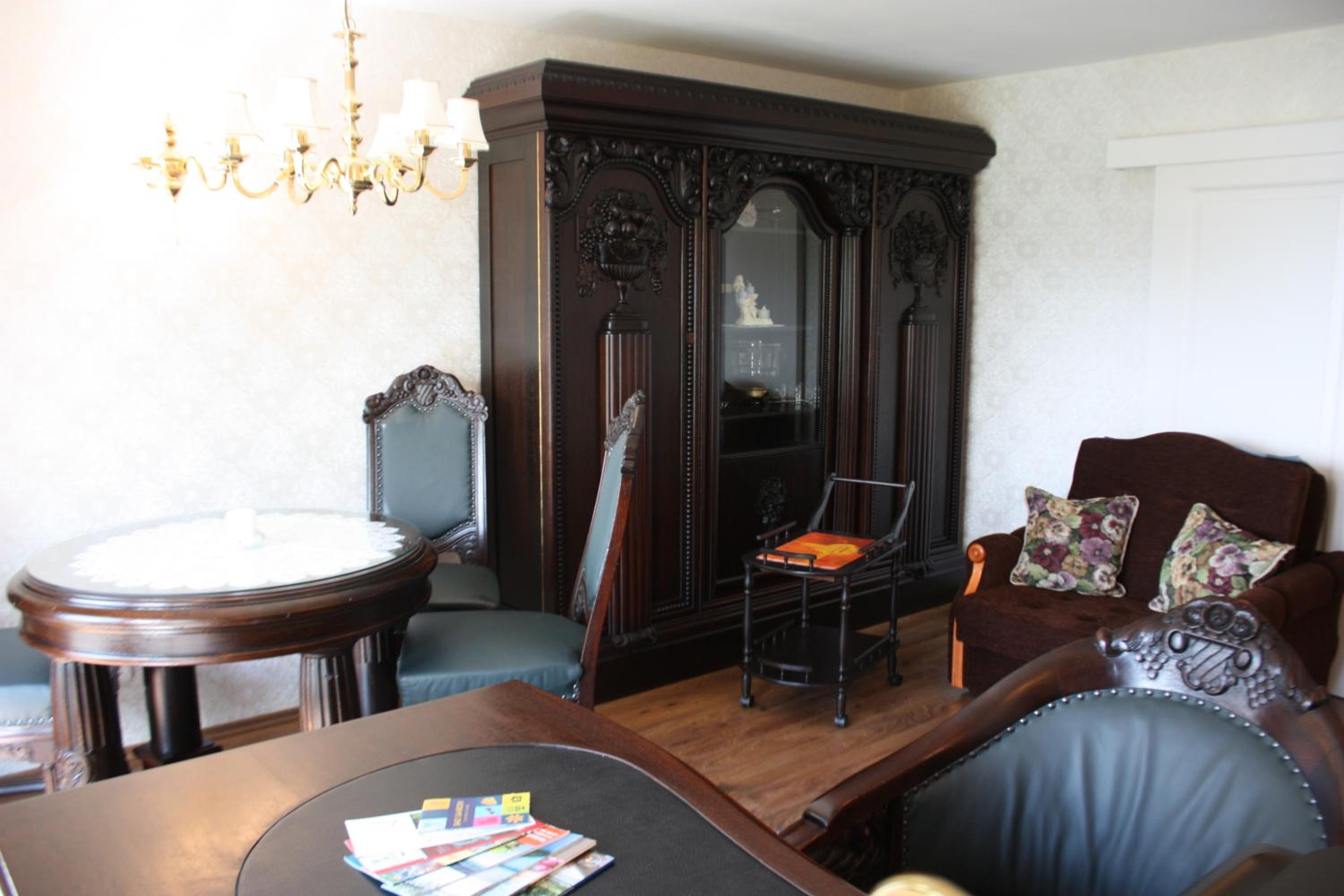 Apartment with Lake View photo 2