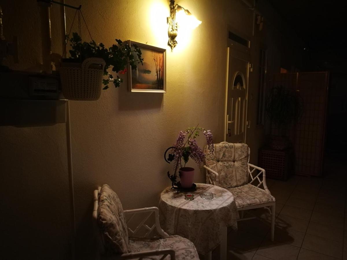 Triple Room with Bath photo 1
