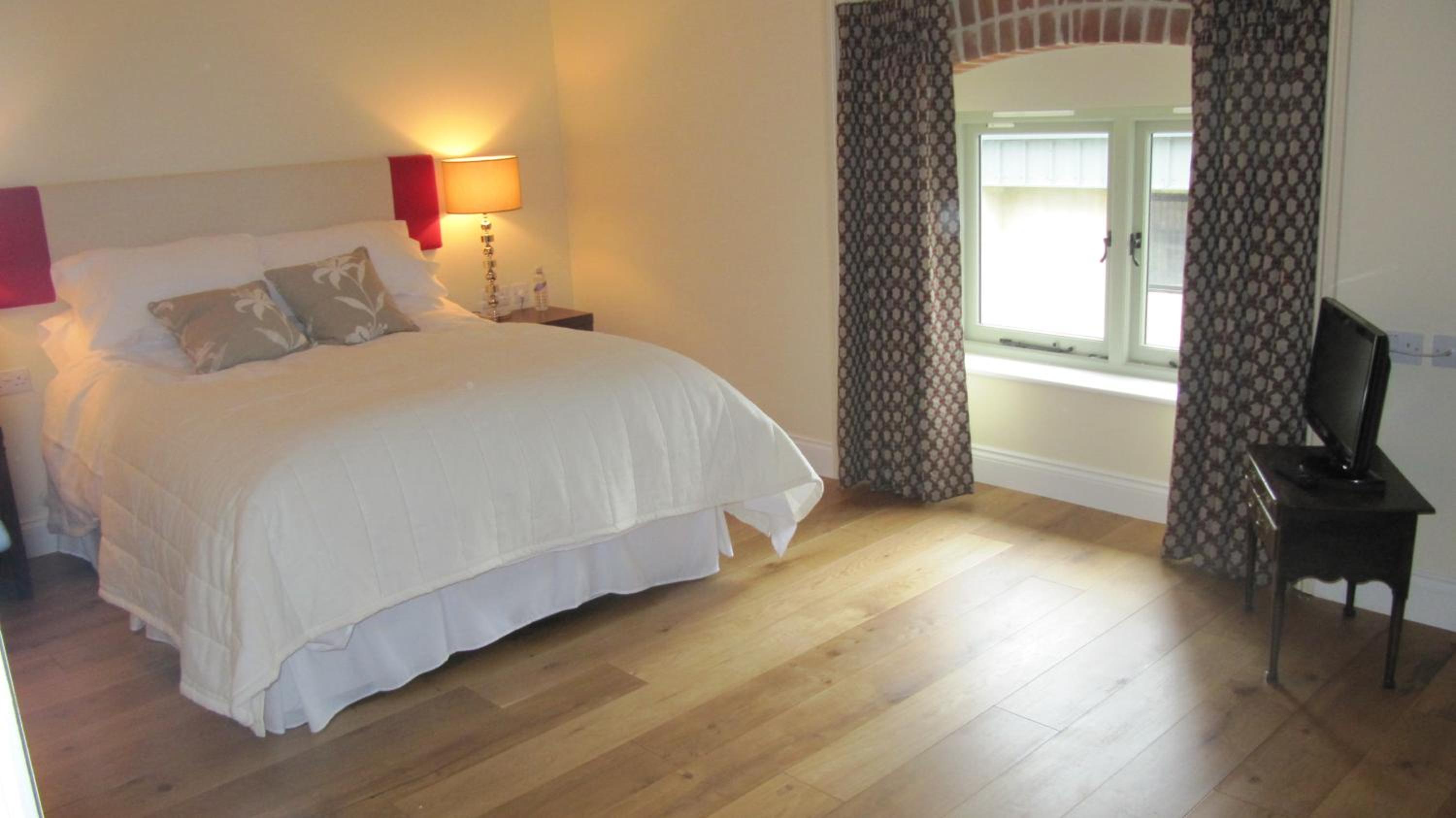 Two-Bedroom House photo 2
