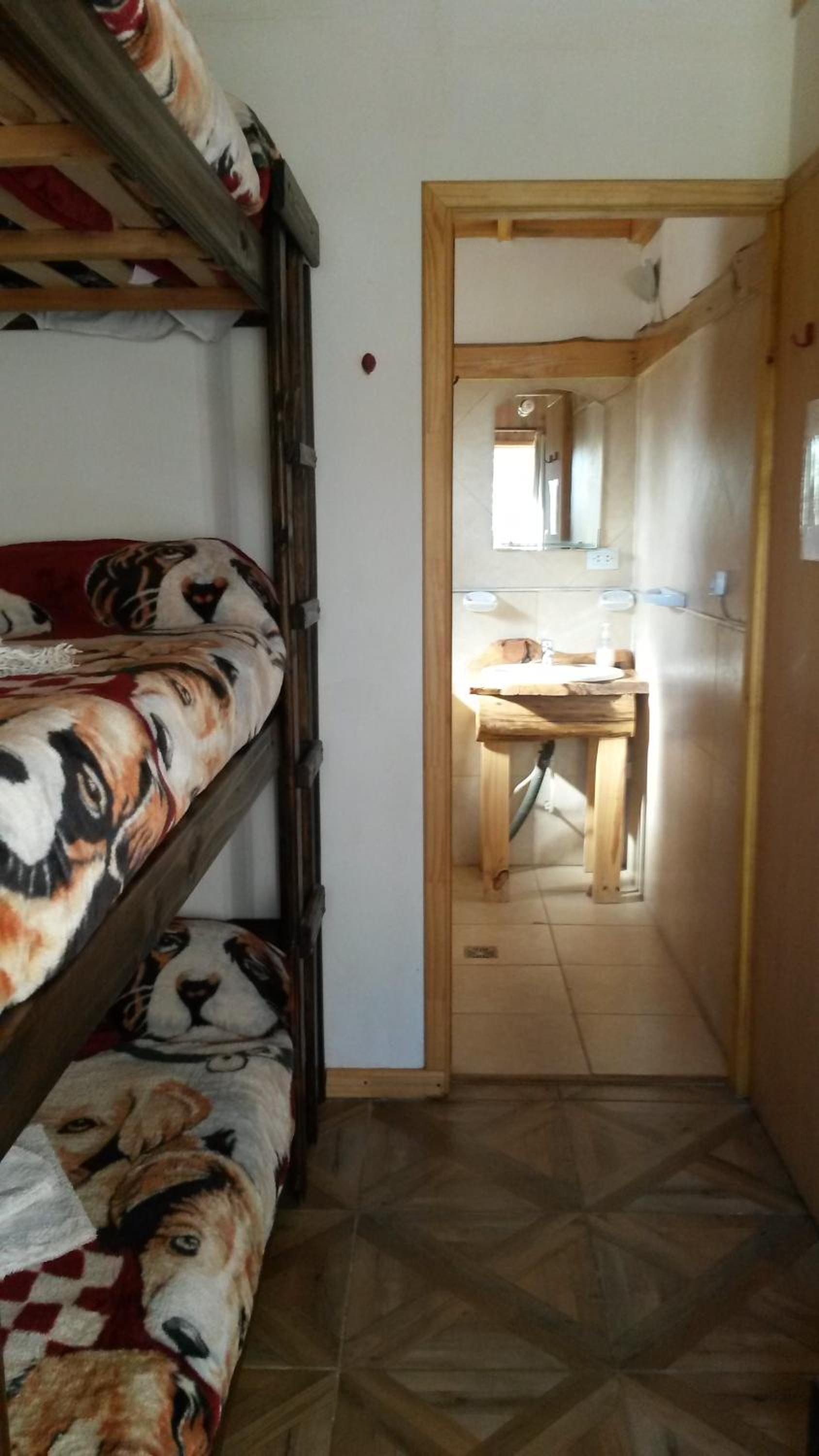 Bed in 4-Bed Mixed Dormitory Room photo 2