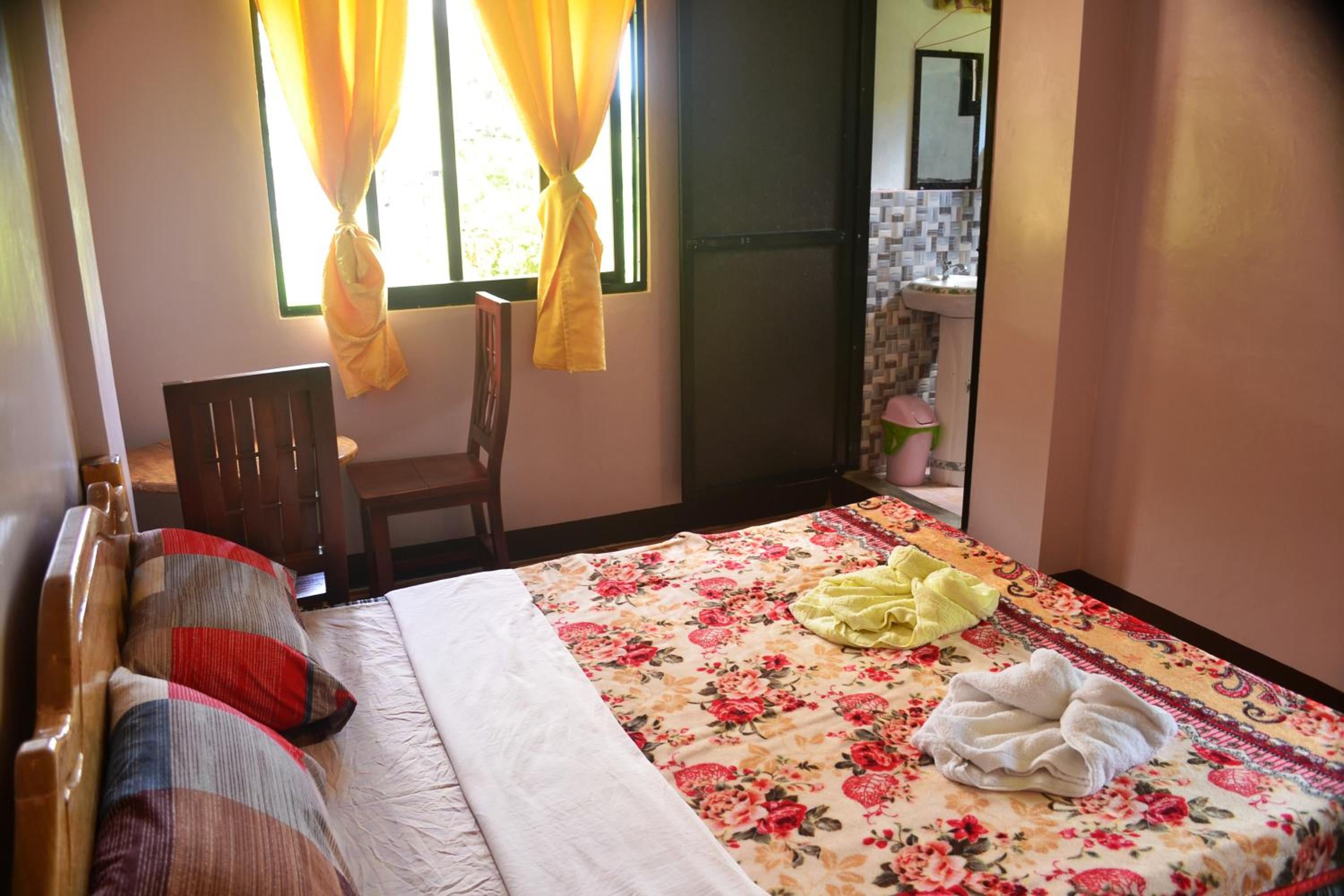 Deluxe Double Room With Balcony - Photo 1