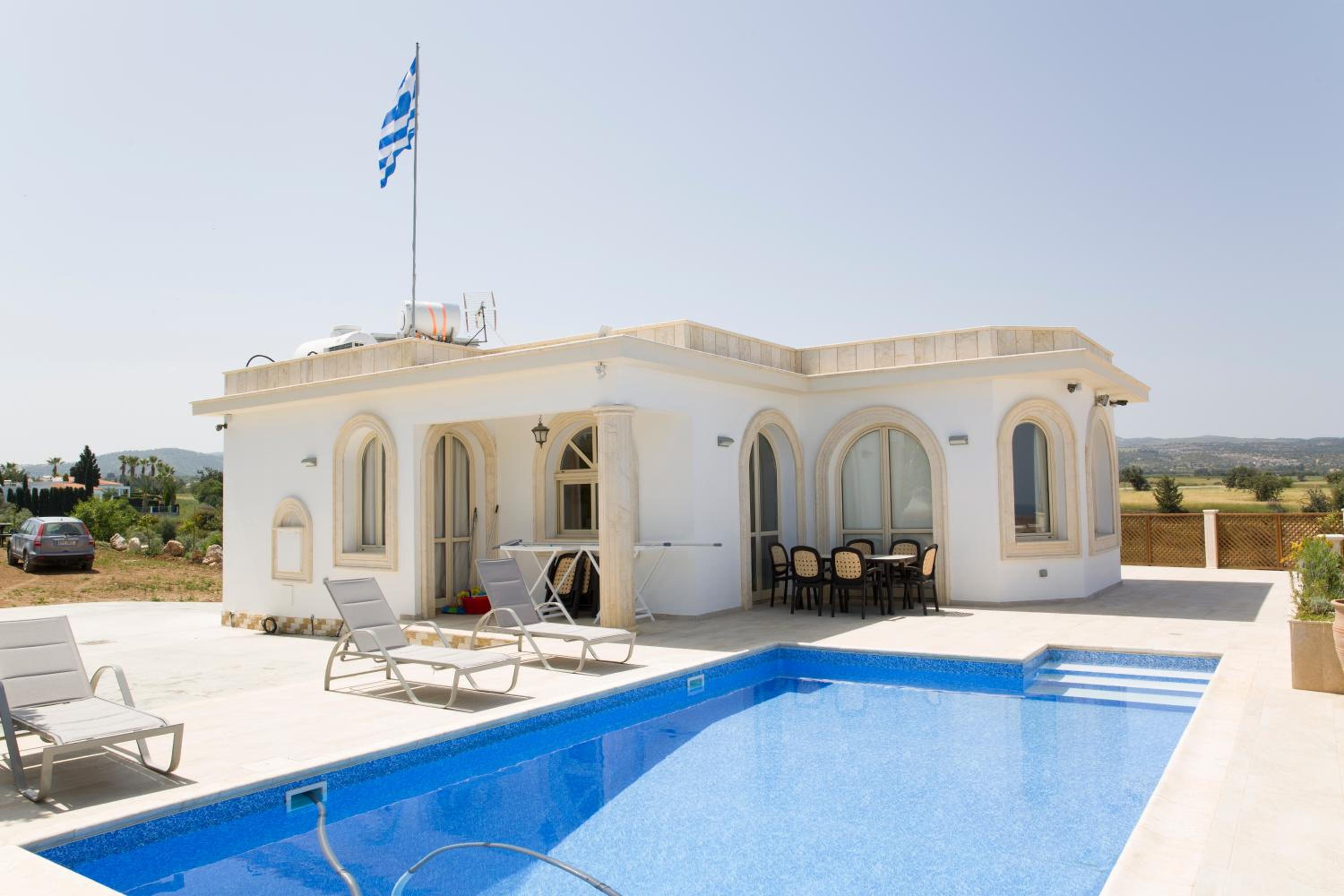 Villa with Sea View - Photo 52