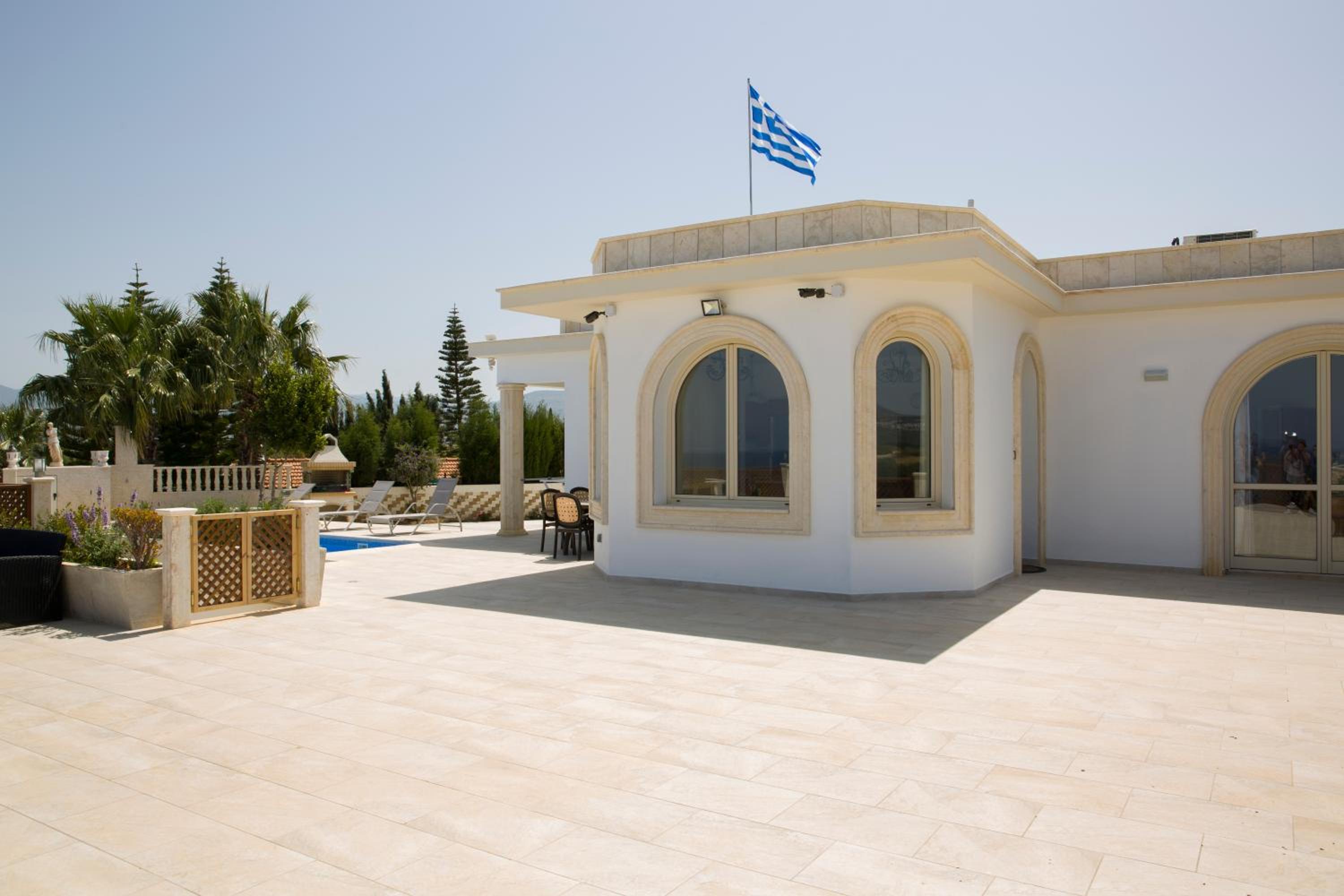 Villa with Sea View - Photo 56