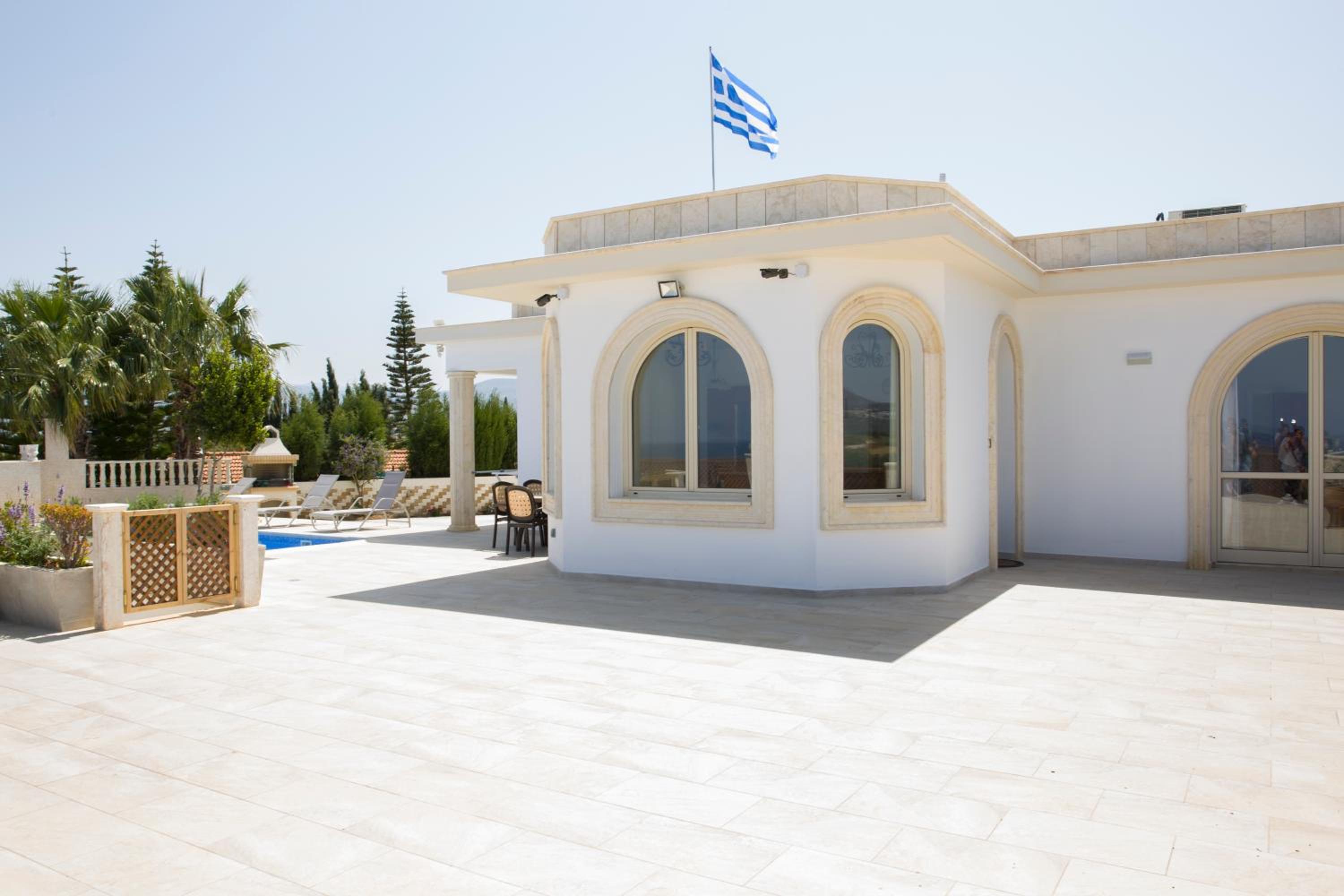Villa with Sea View - Photo 50