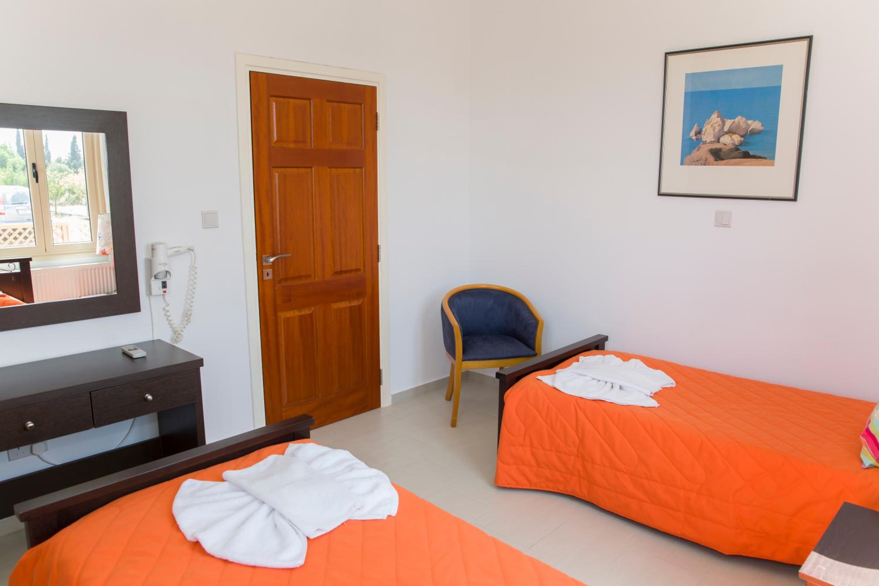 Villa with Sea View - Photo 33