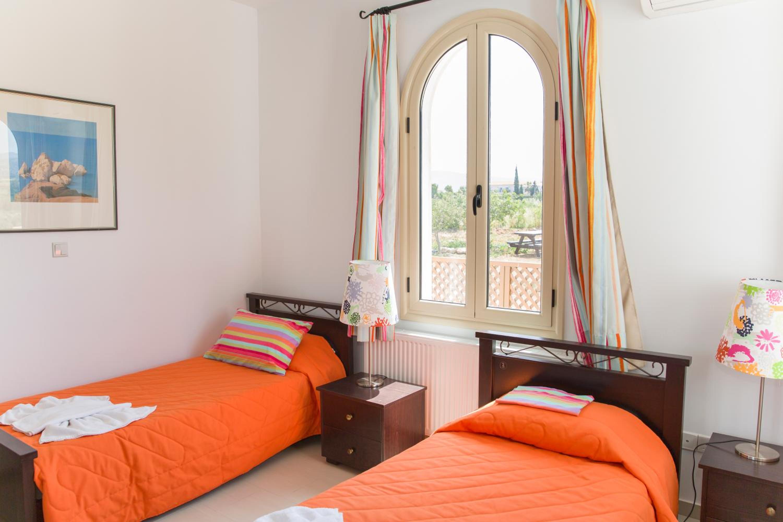 Villa with Sea View - Photo 48