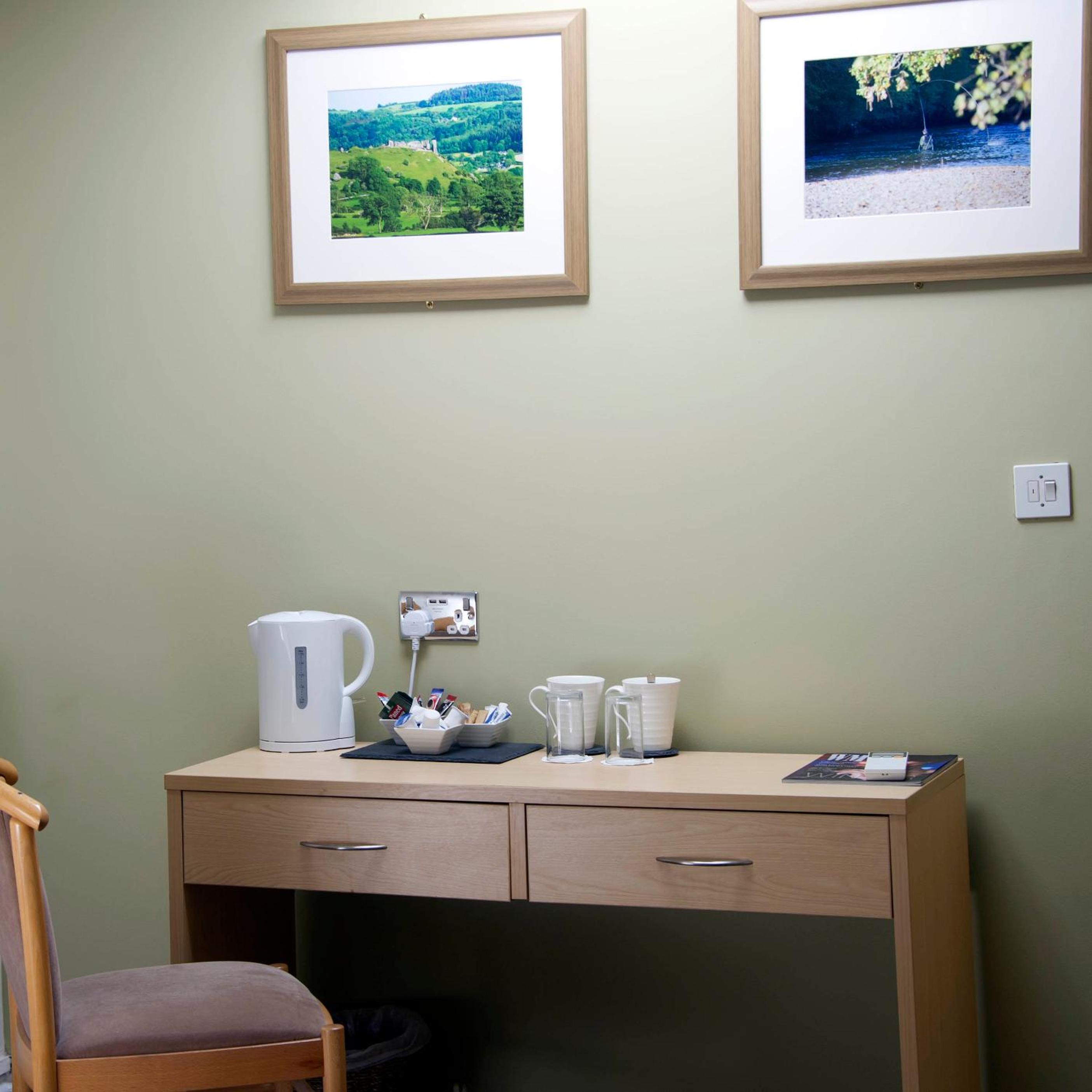 Twin Room - Photo 17