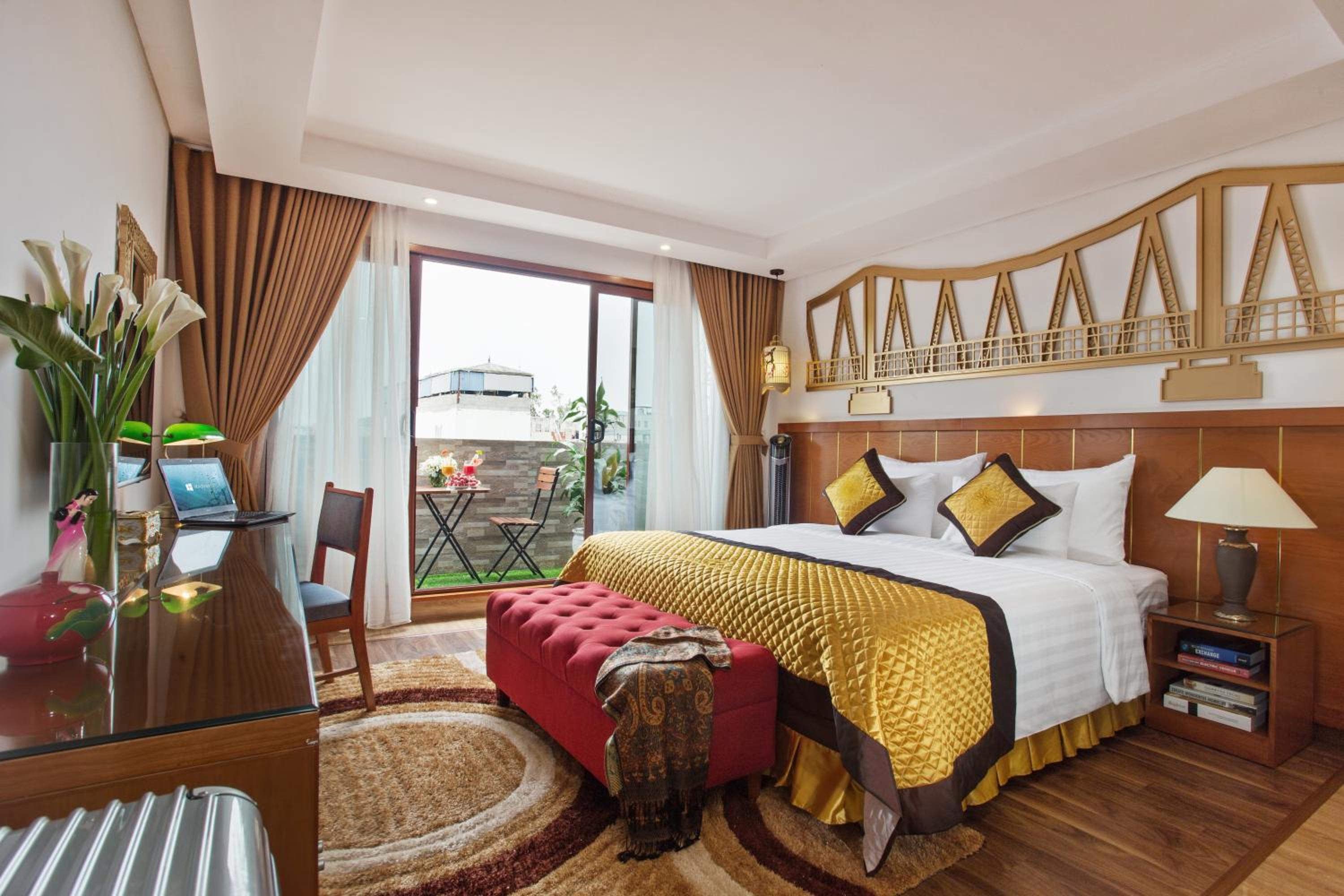 Premium Balcony Double or Twin