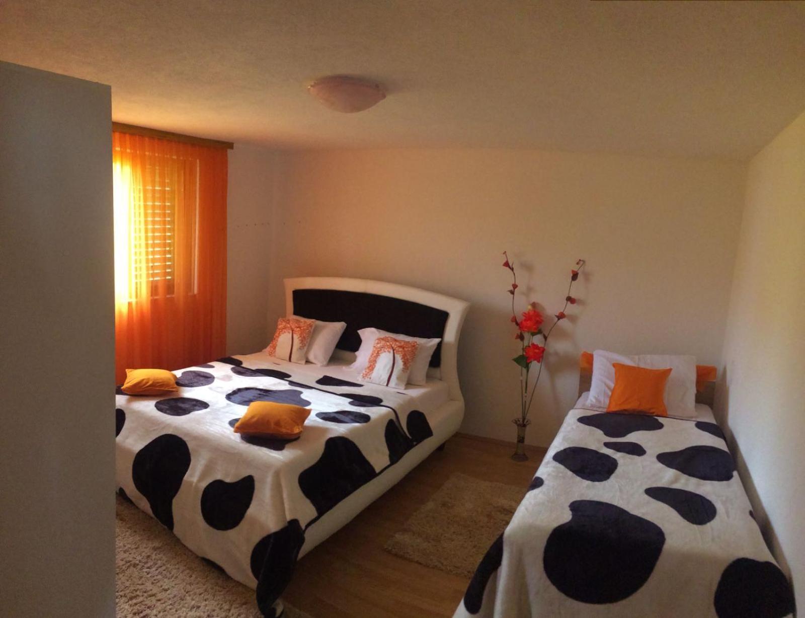 Three-Bedroom Apartment with Mountain View