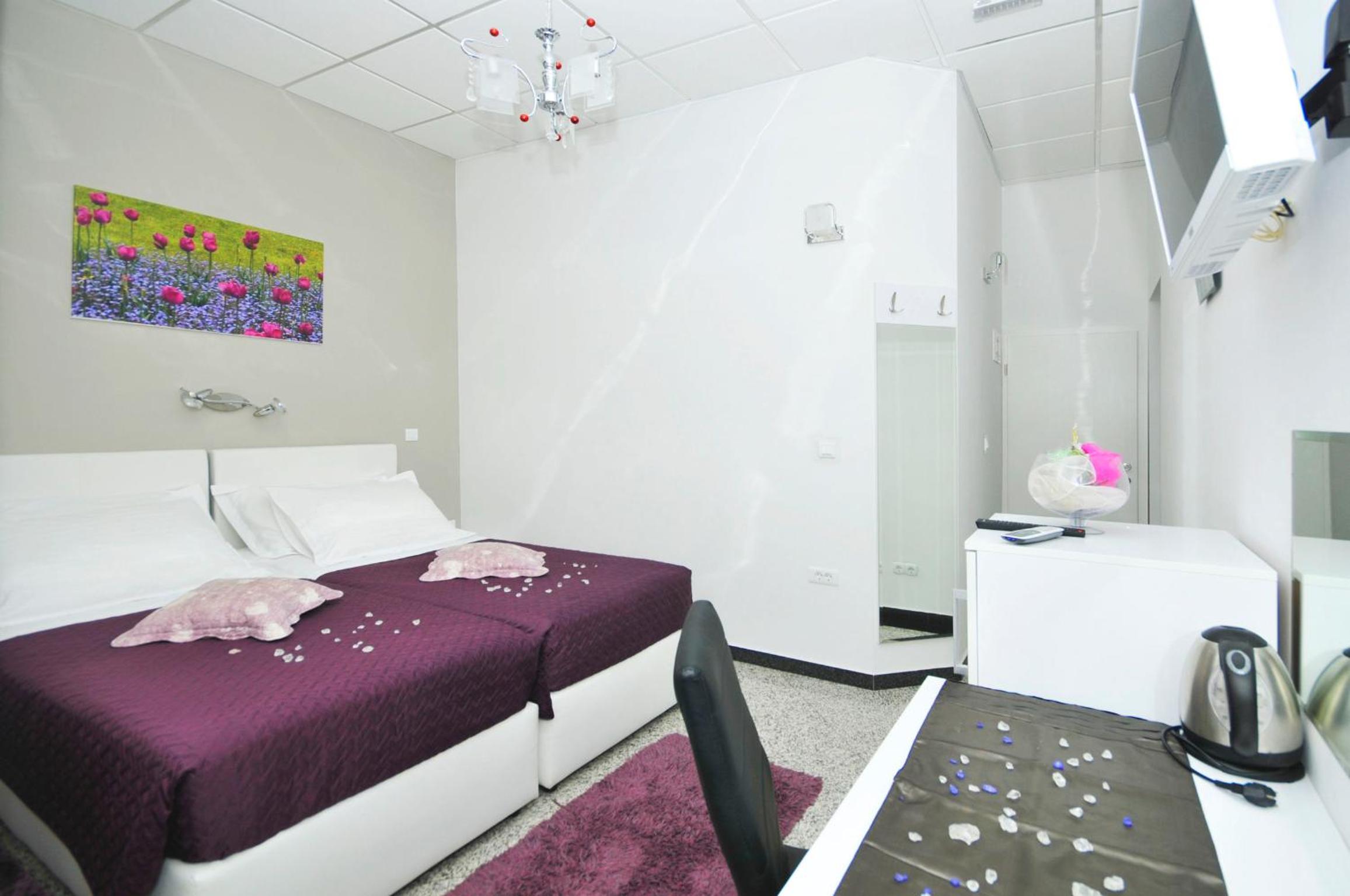 Economy Double or Twin Room - Photo 4