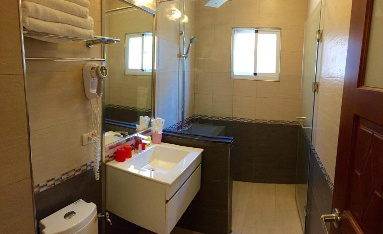 Three-Bedroom Villa photo 2