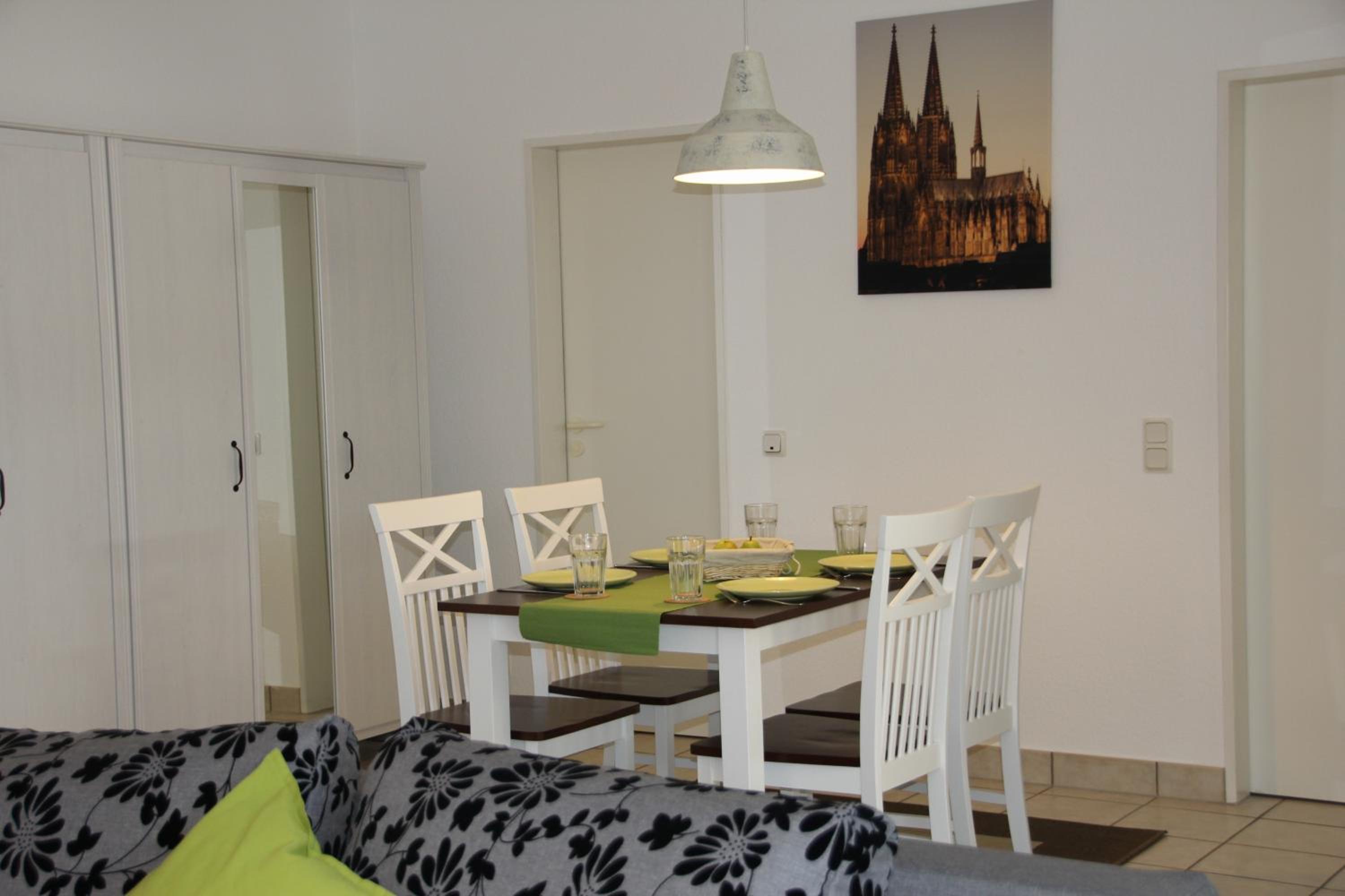 Apartment with Terrace photo 2