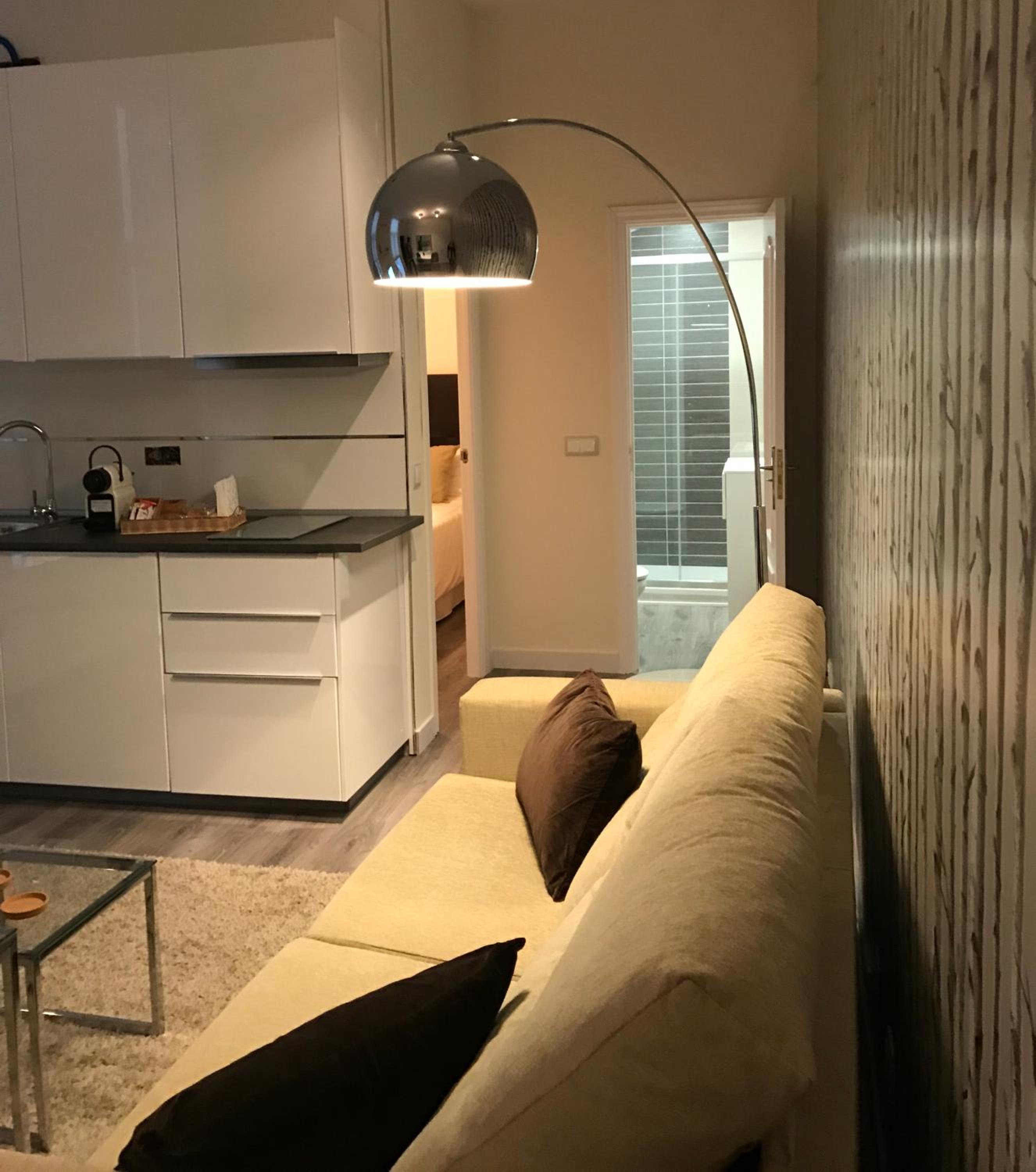 Deluxe Apartment - Photo 22