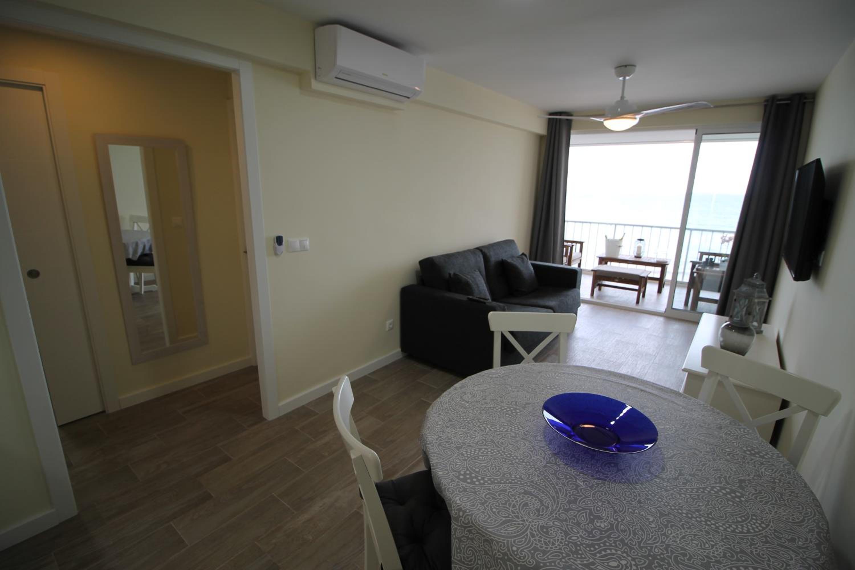 Apartamento con vista al mar