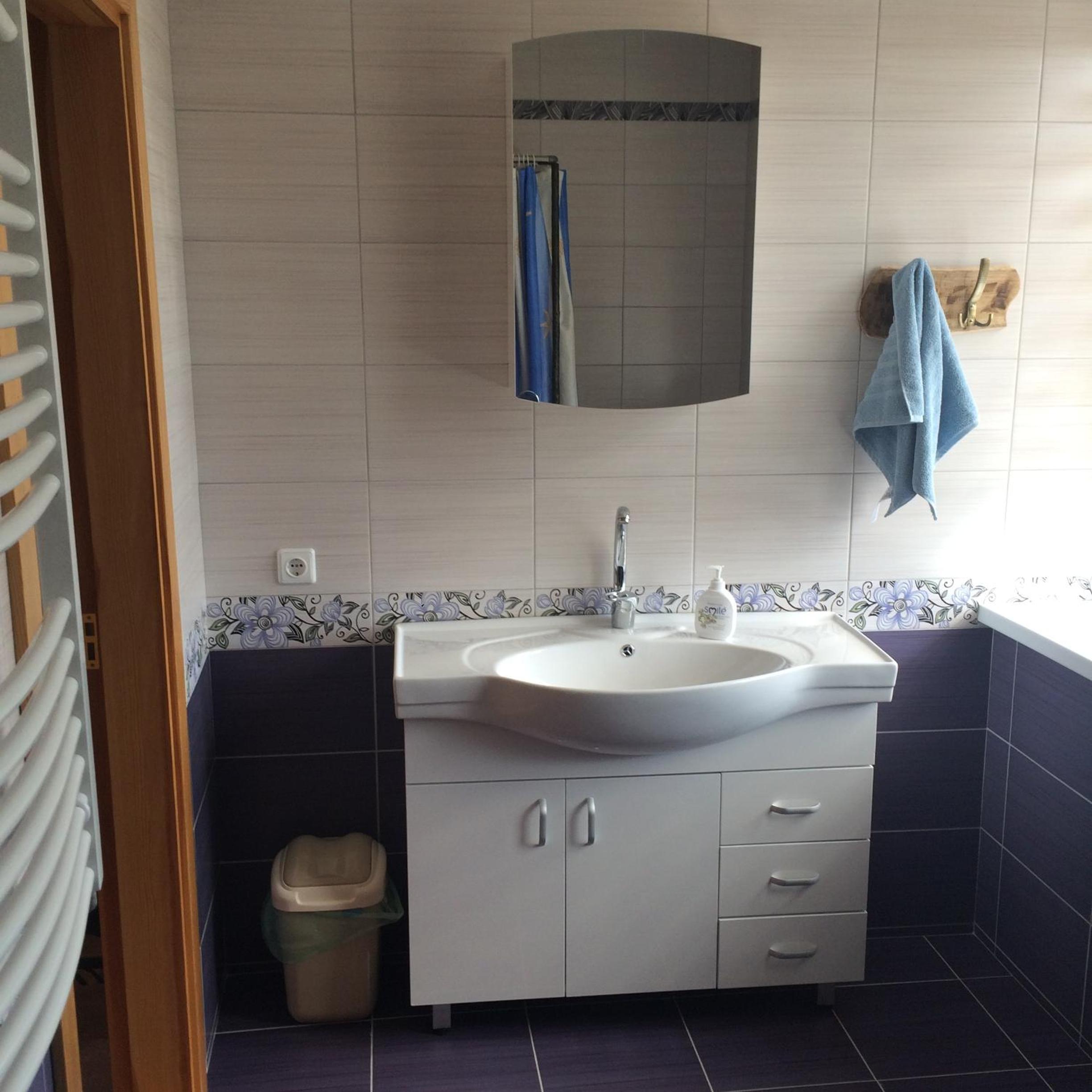 Three-Bedroom Apartment - Photo 2