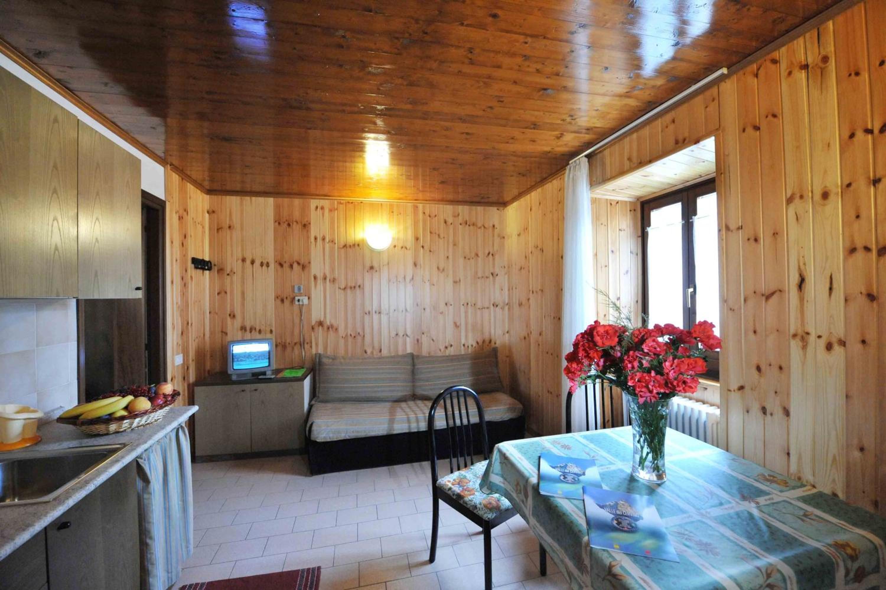 Apartment with Balcony photo 1