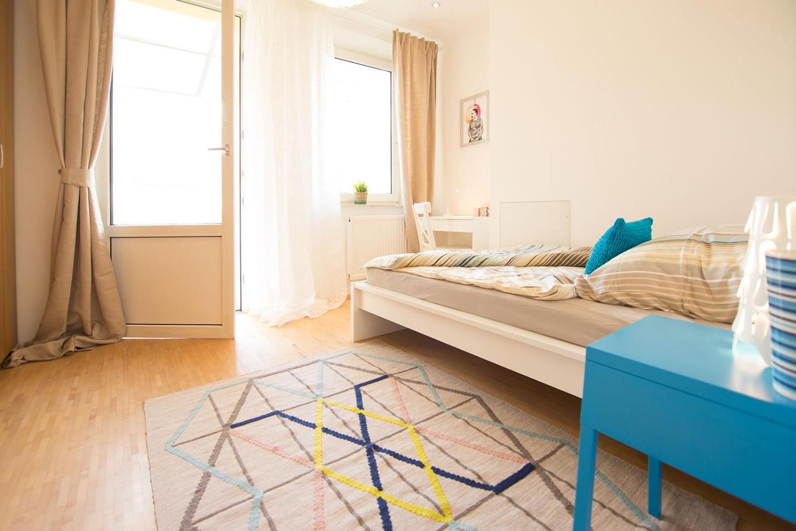 Apartment with Balcony - Photo 9