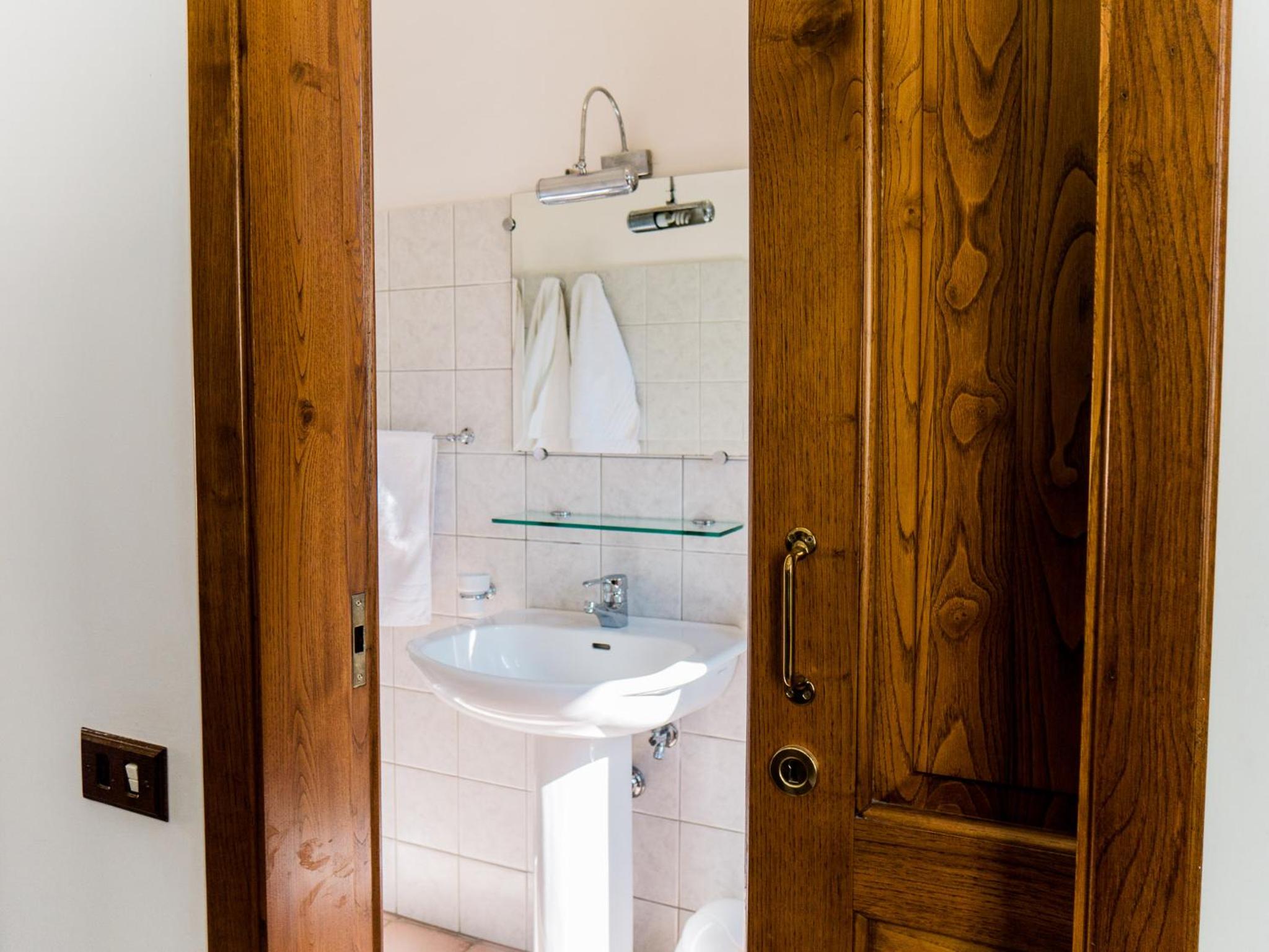 Single Room photo 3