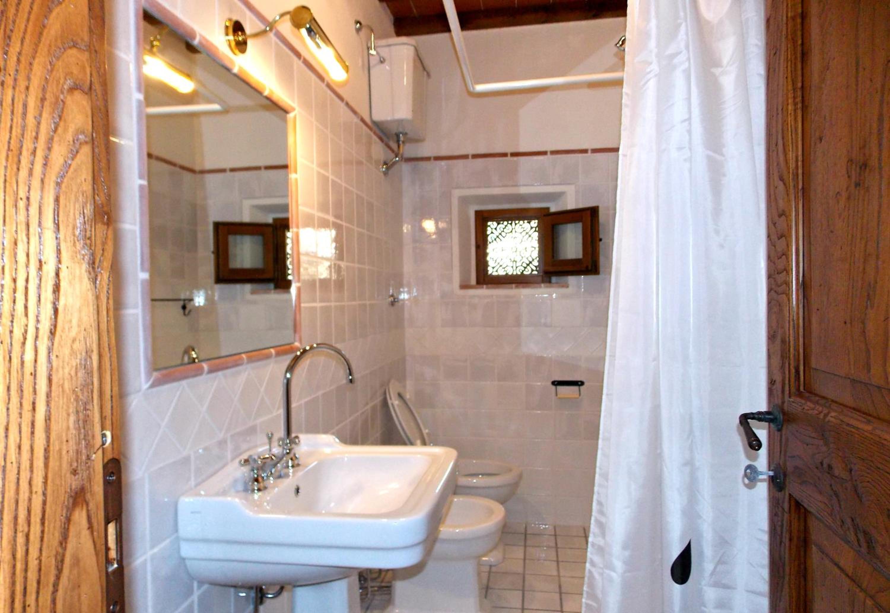 Apartment - Ground Floor photo 3