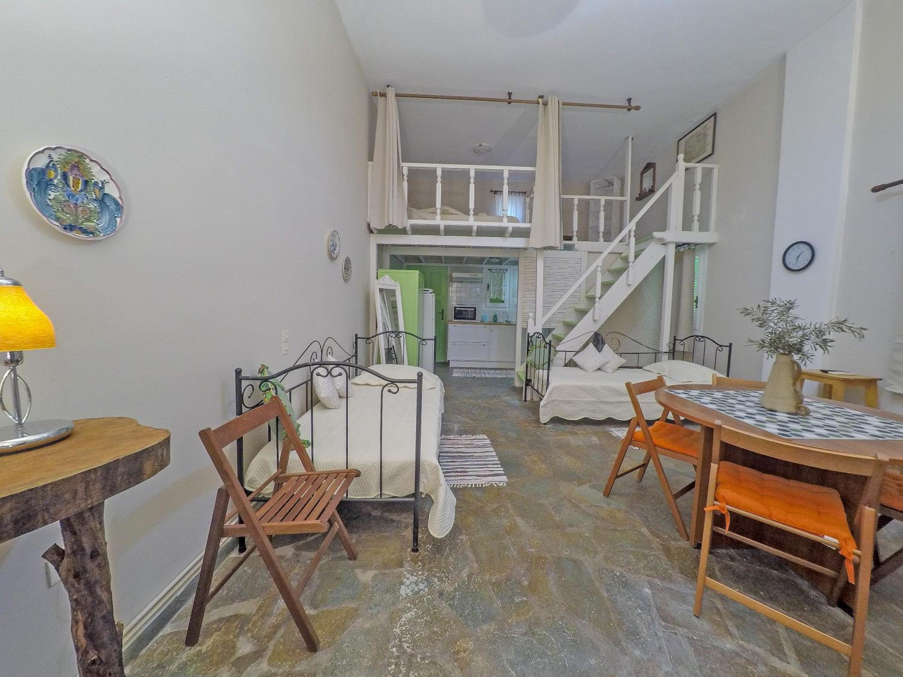 Family Apartment with Mezzanine and Sea View