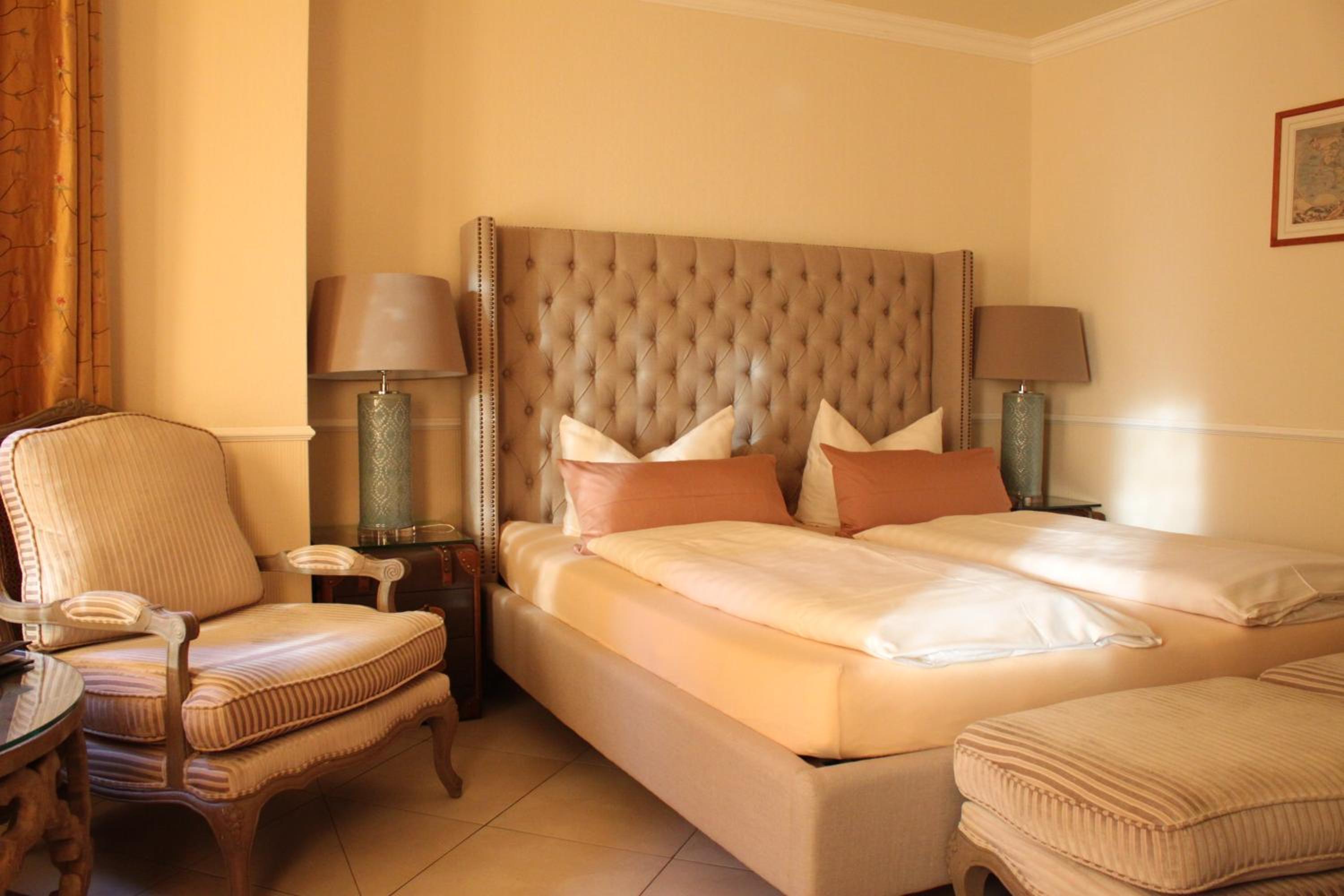 Double Room in Souterrain with Terrace photo 2