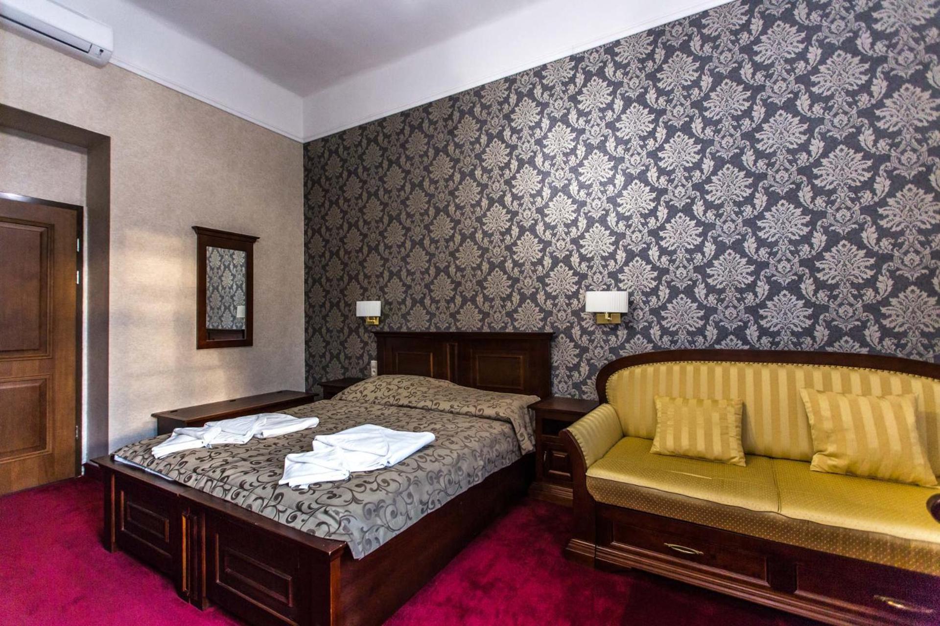 Superior Double or Twin Room - Photo 3