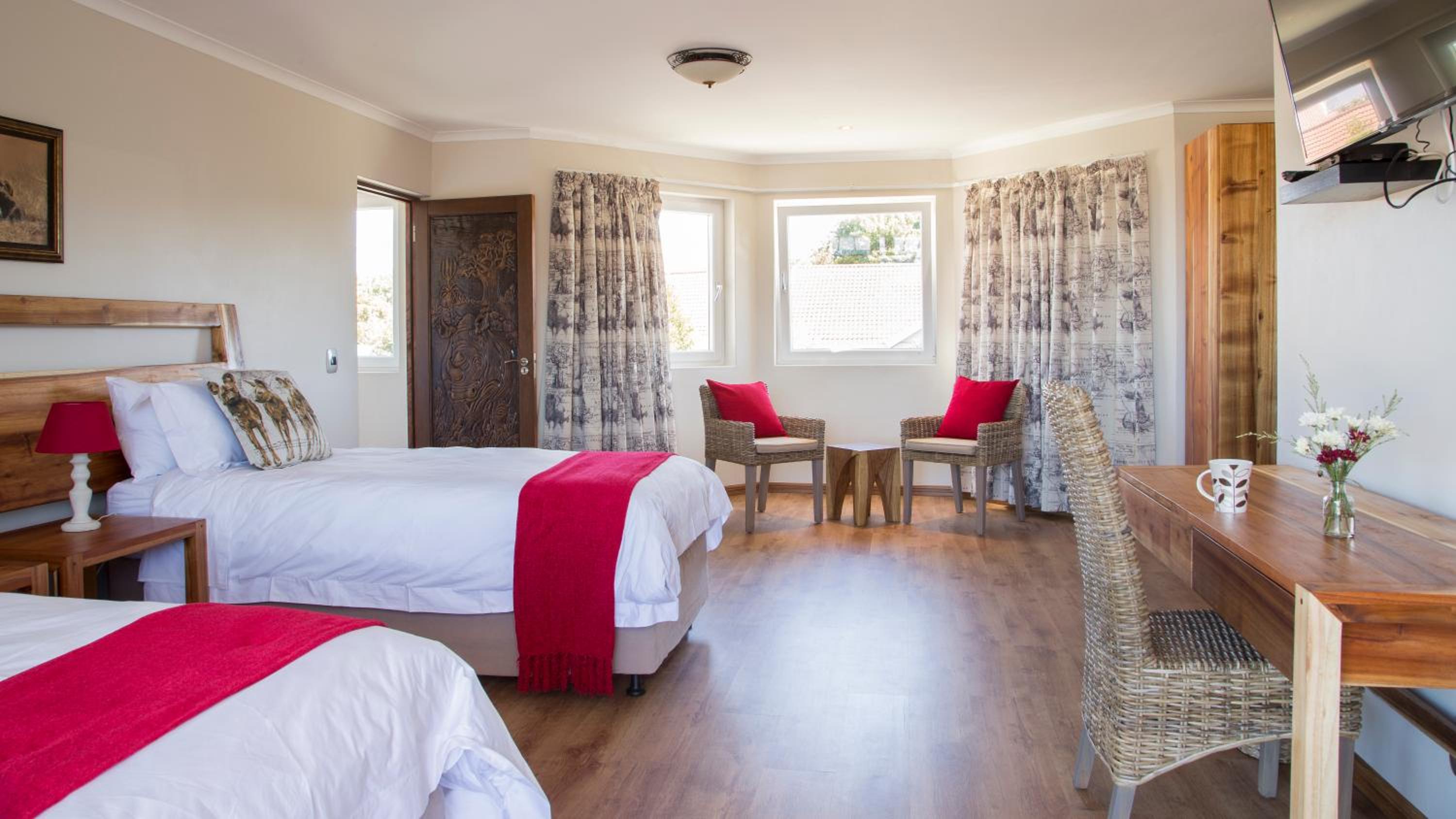 Triple Room with Sea View (Rhino Suite) photo 1