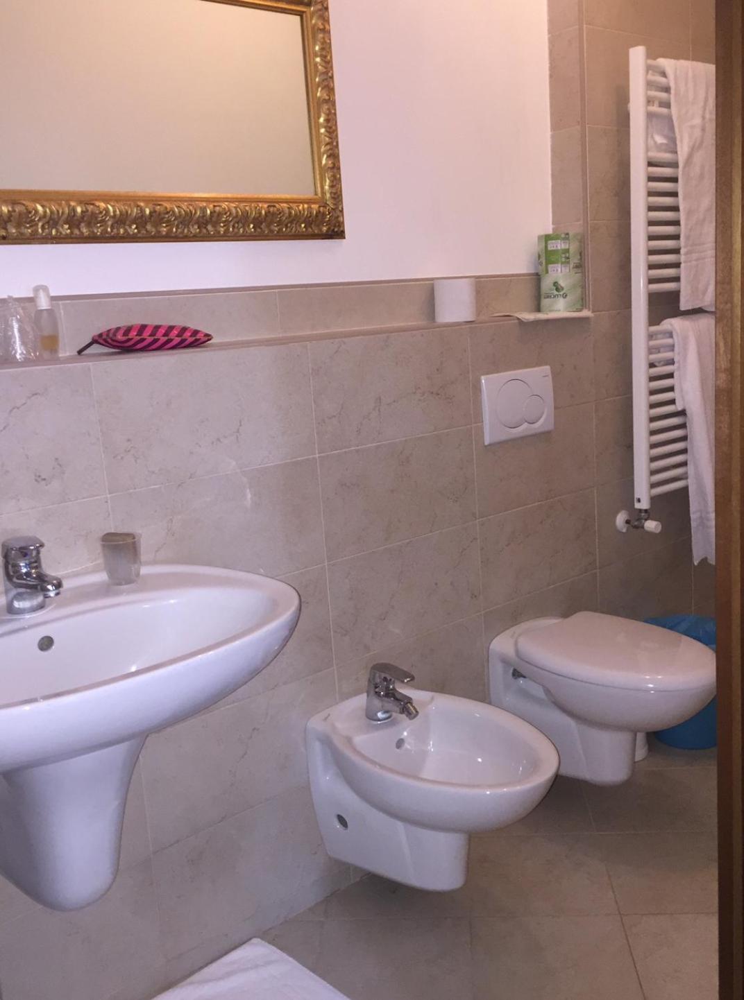 Standard Triple Room photo 3