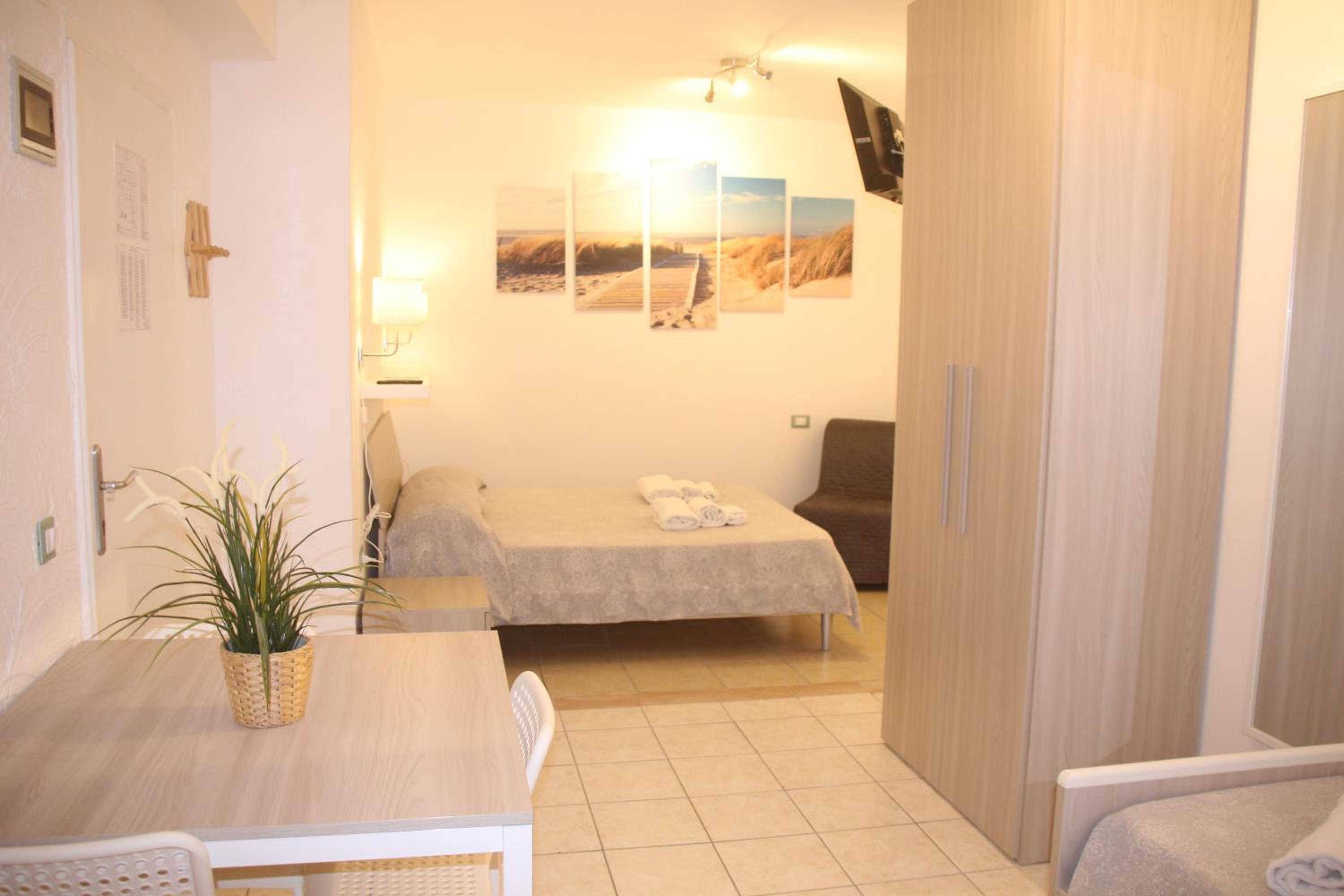 Comfort Triple Room photo 2