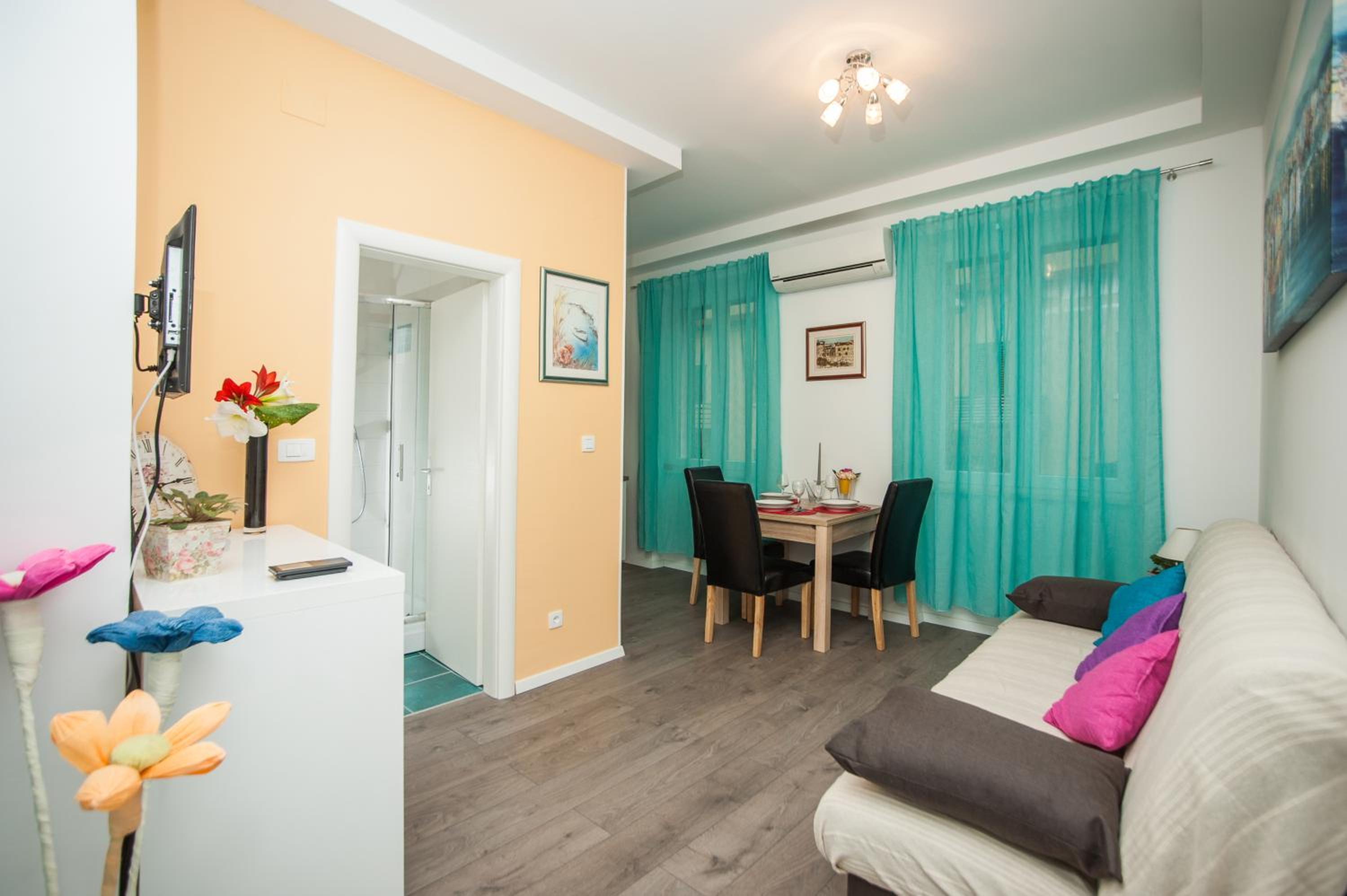 Standard Apartment