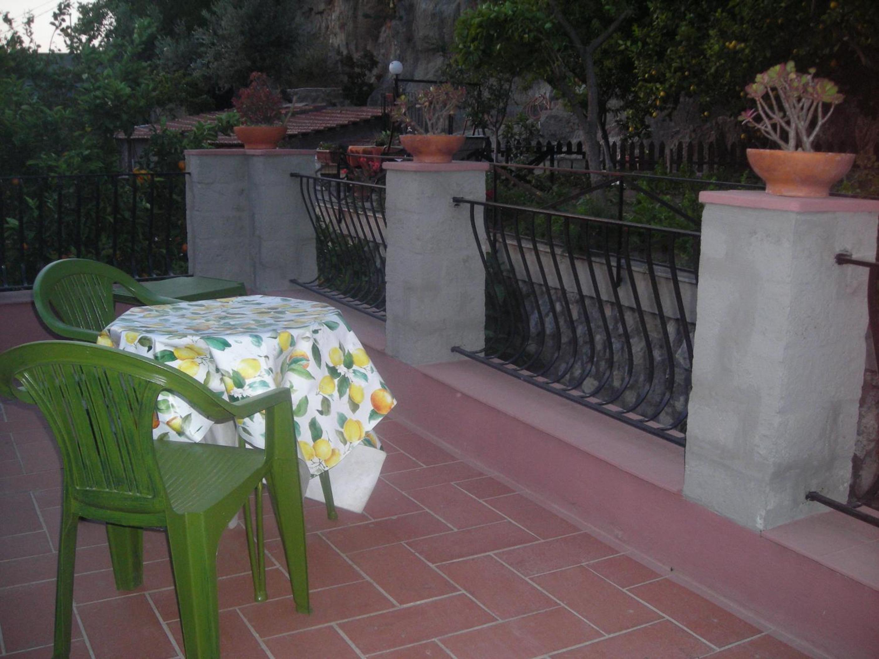 Double Room - Photo 4