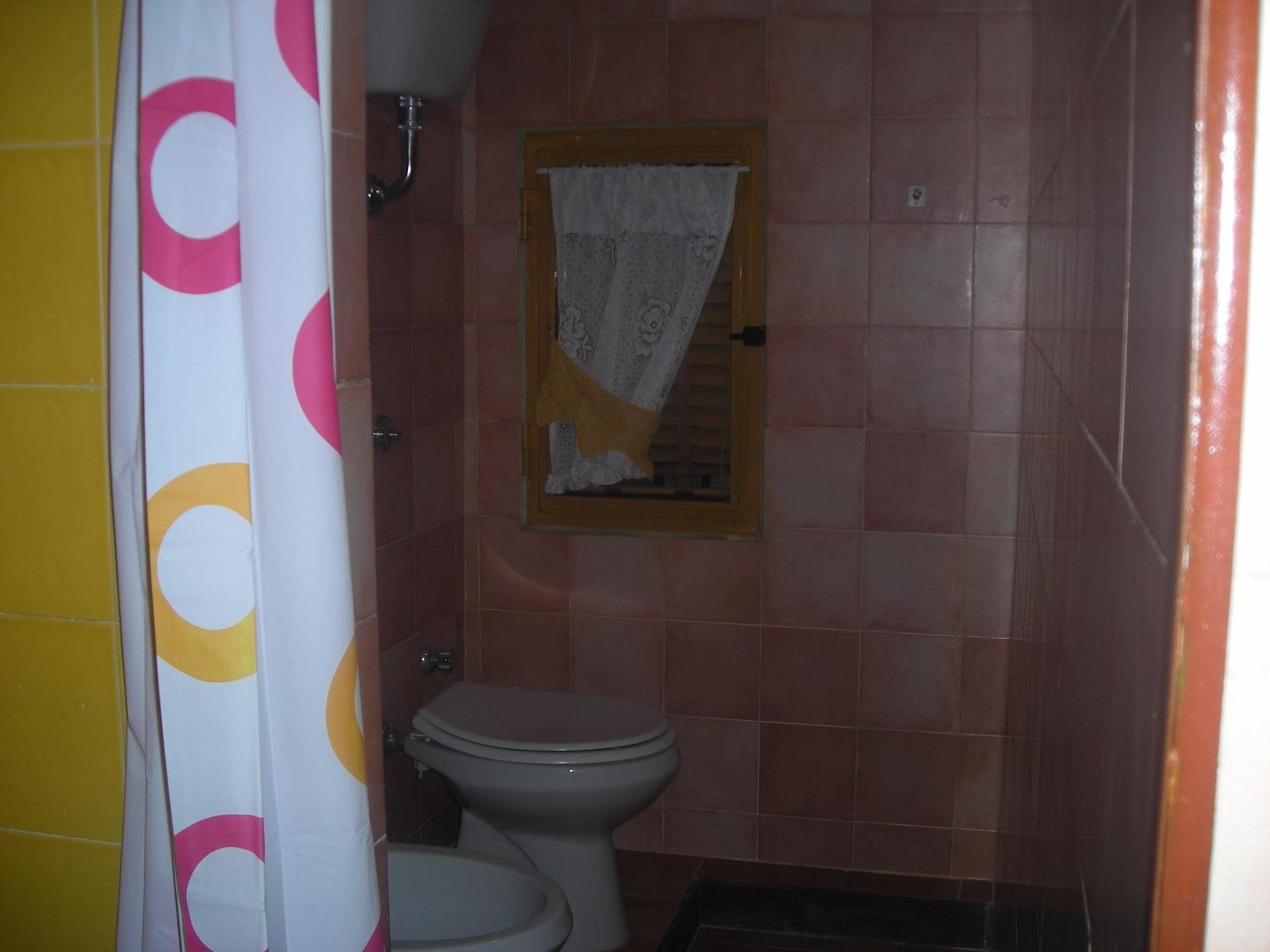 Double Room - Photo 12