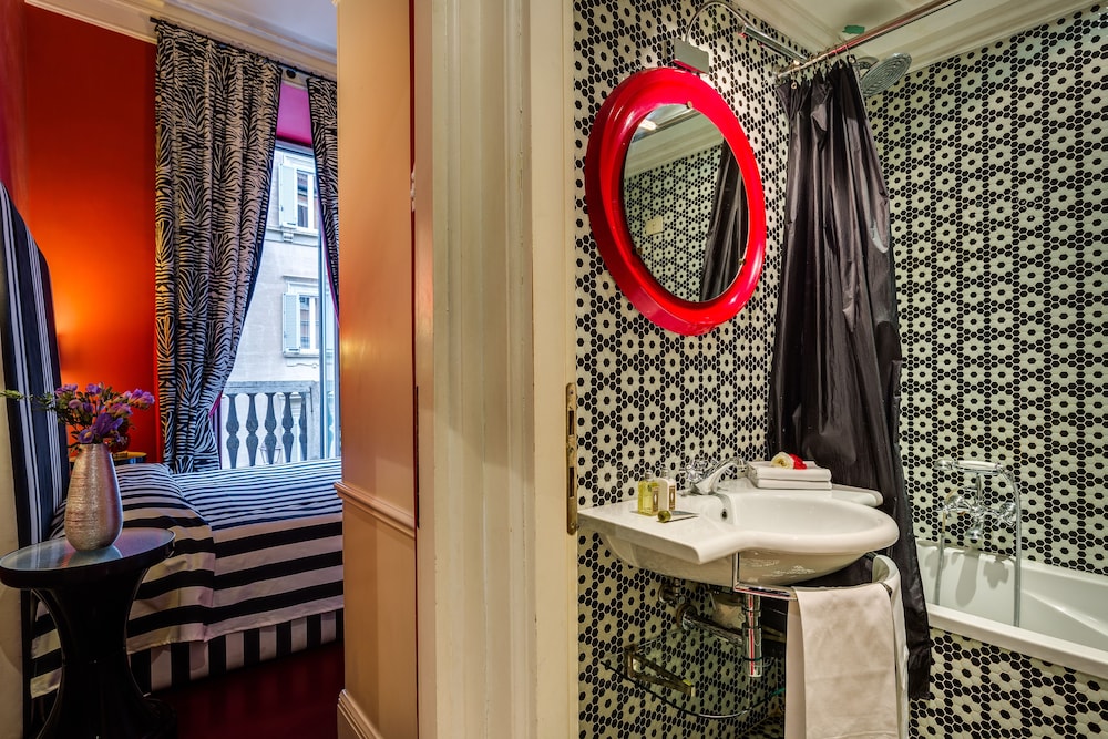 Superior Double Room (Street View) photo 3