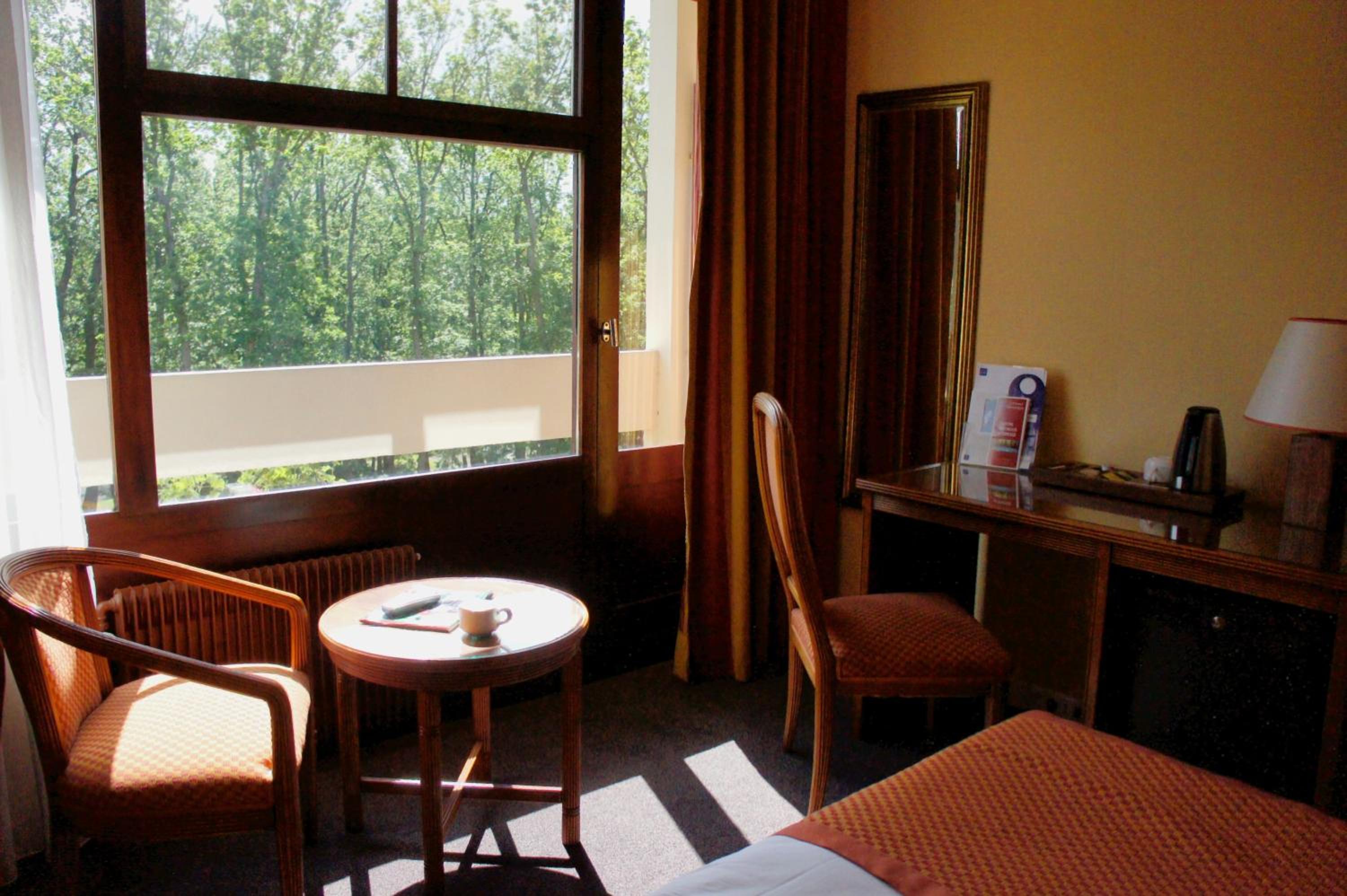 Standard Double Room - Photo 6