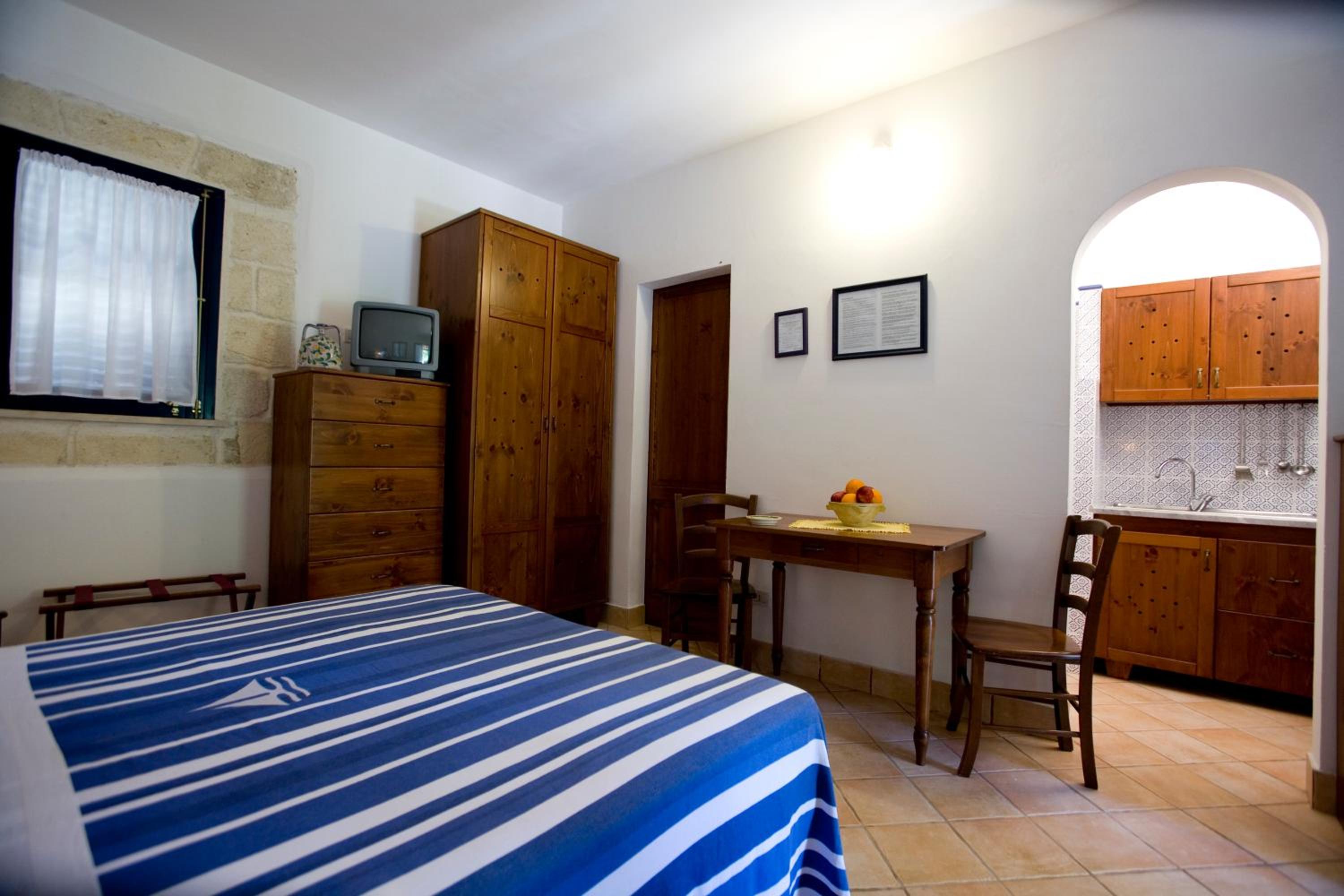 Cottage (2 Adults)