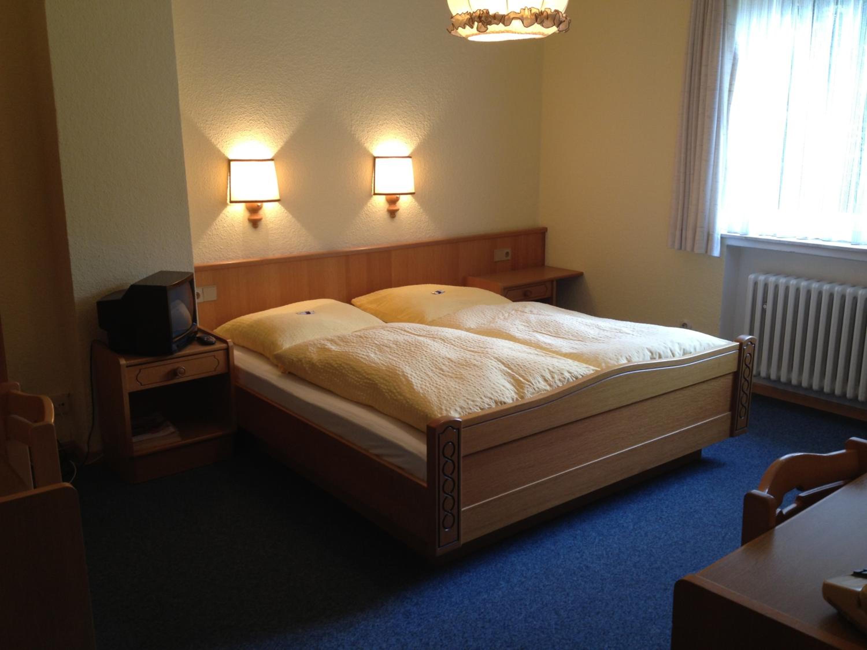 Double Room - Photo 7