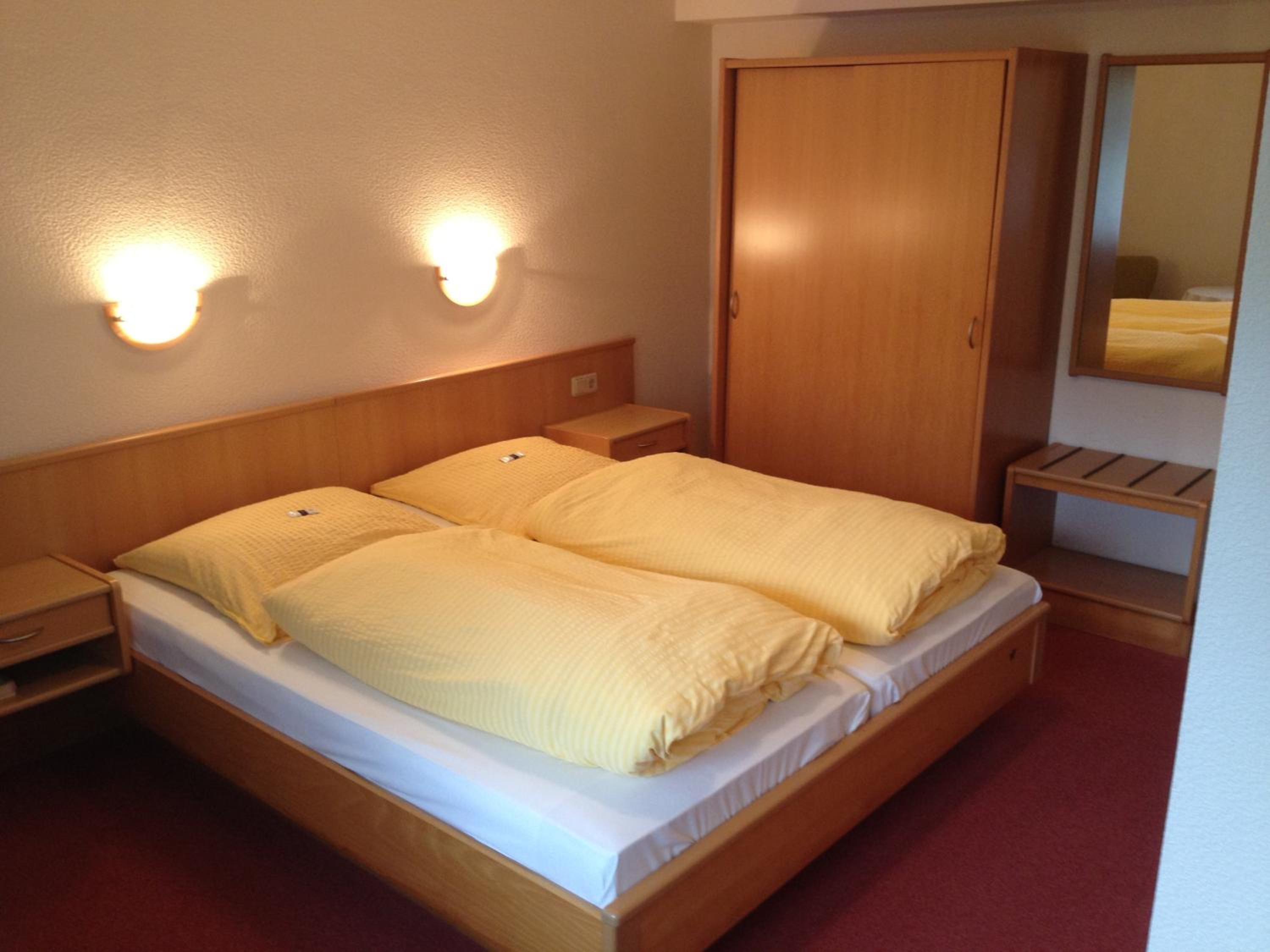 Double Room - Photo 3