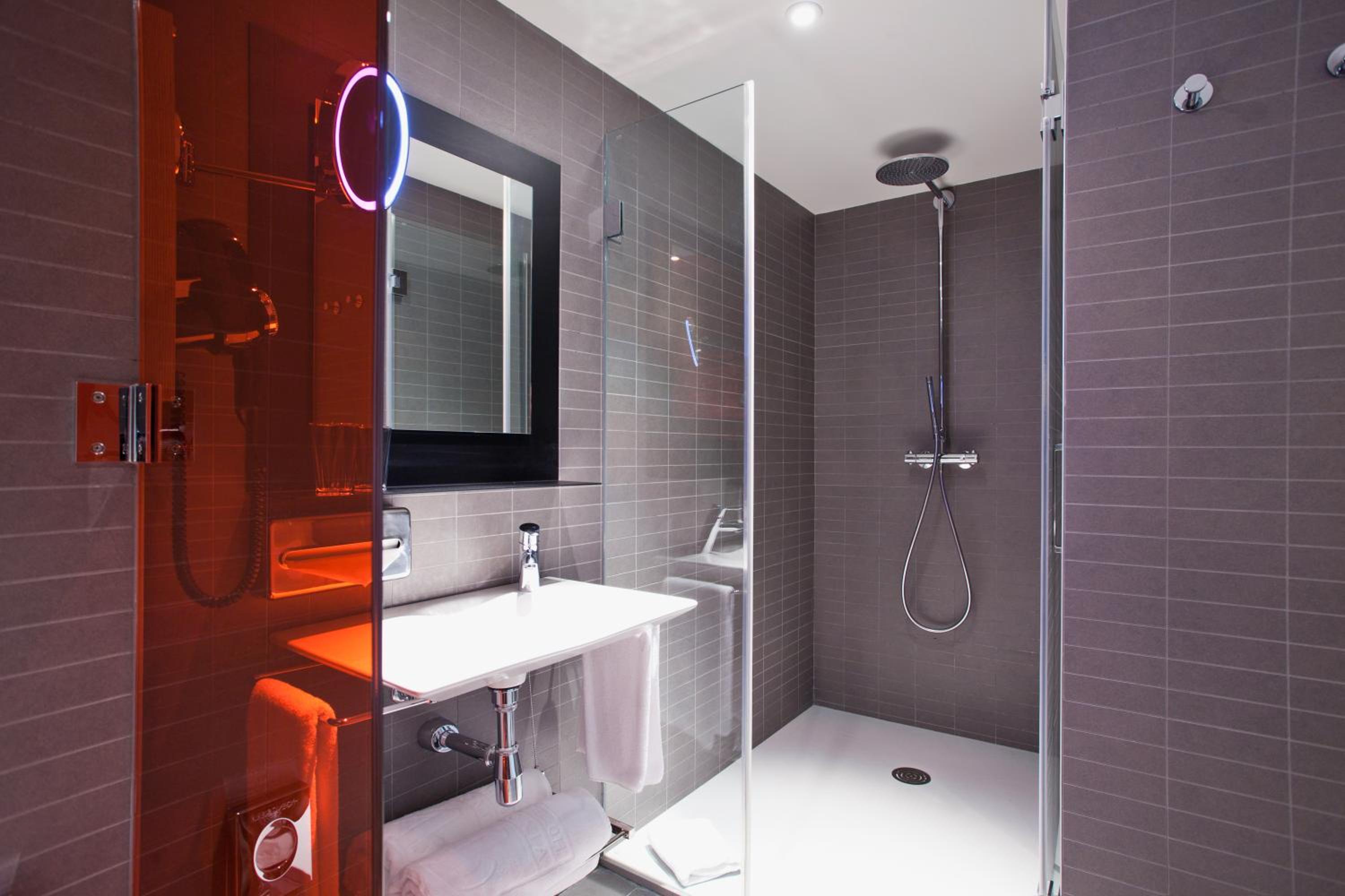 Economy Double or Twin Room