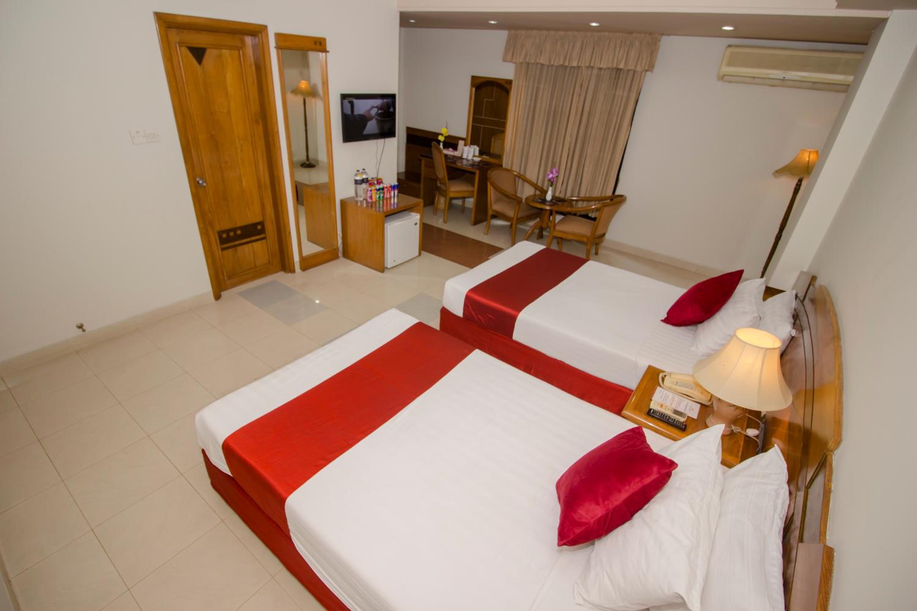 Premier Twin Room photo 3