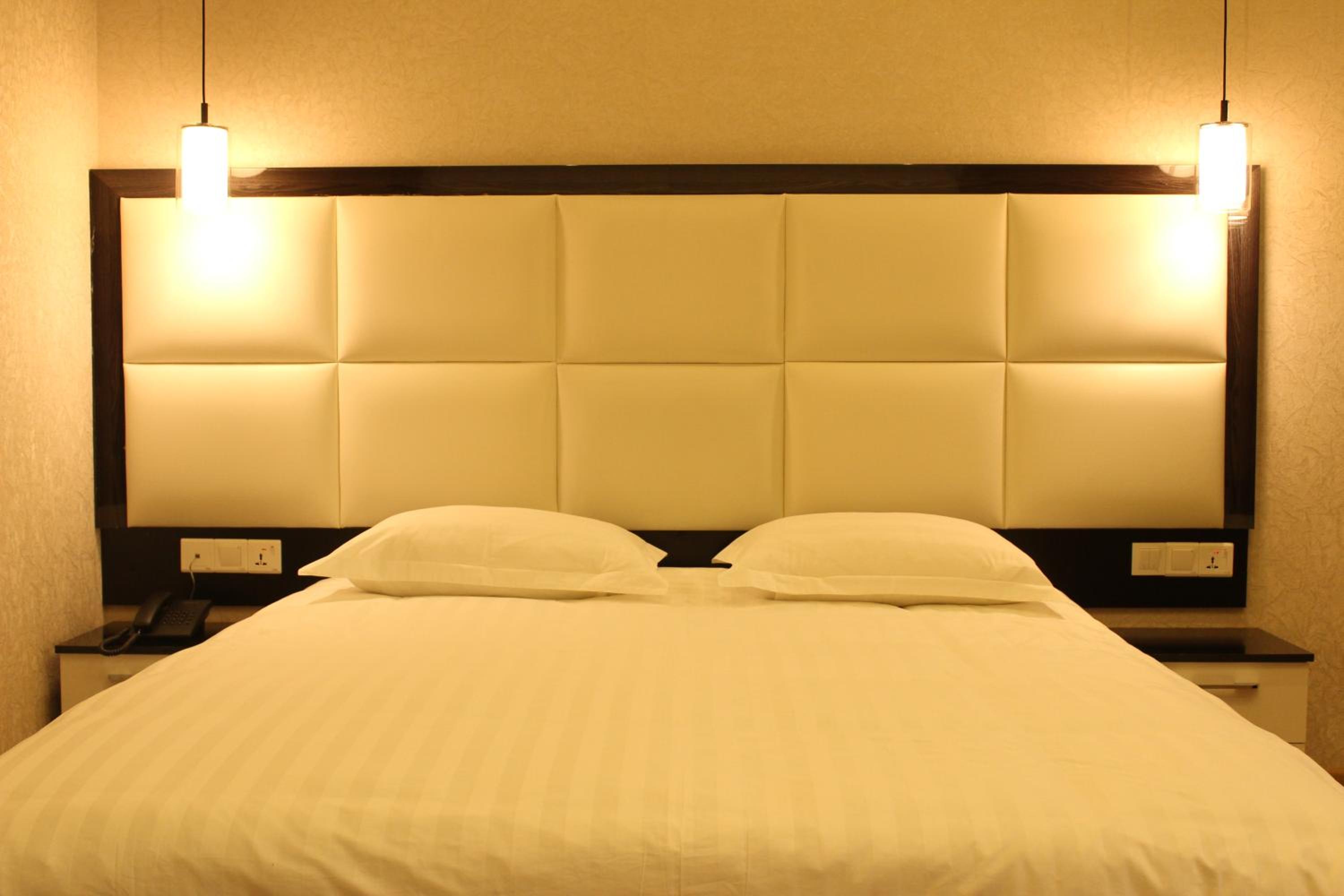 Standard Double Room photo 3