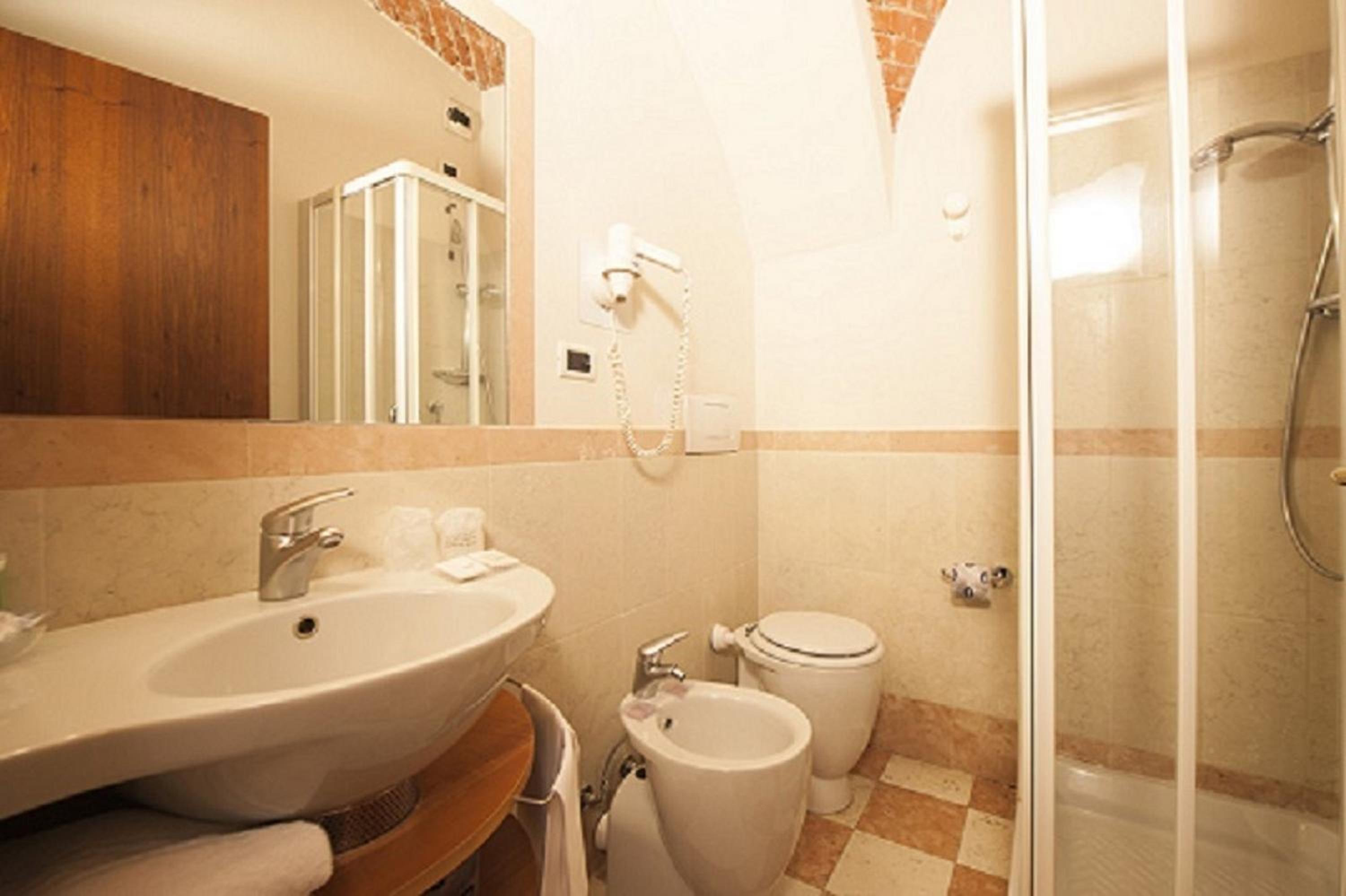 Comfort Double or Twin Room photo 2