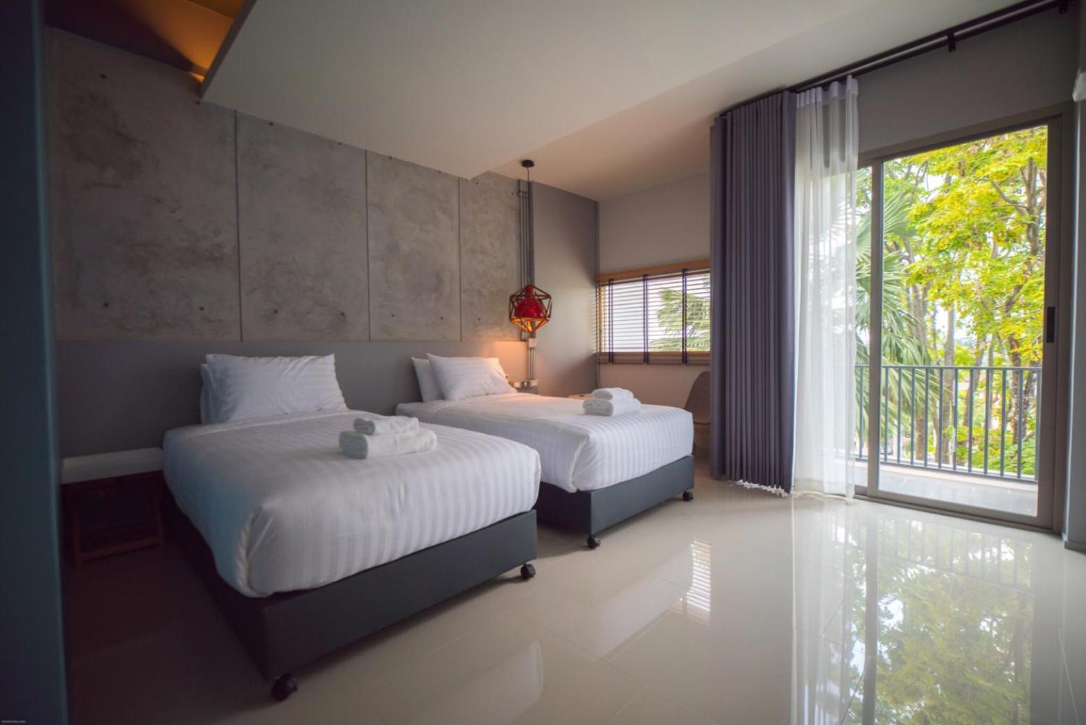 Deluxe Twin Room