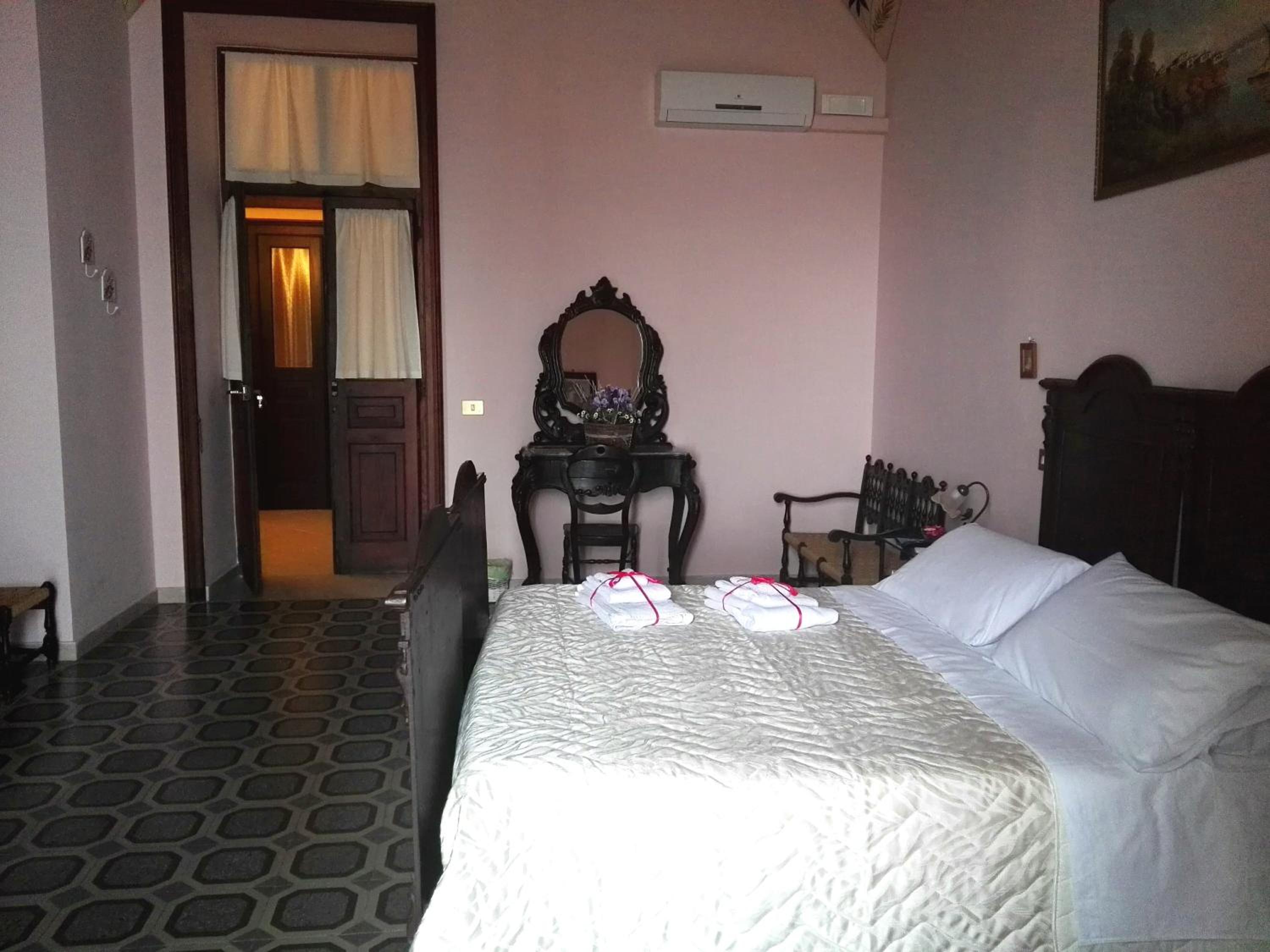 King Room With Sea View And Private External Bathroom photo 1
