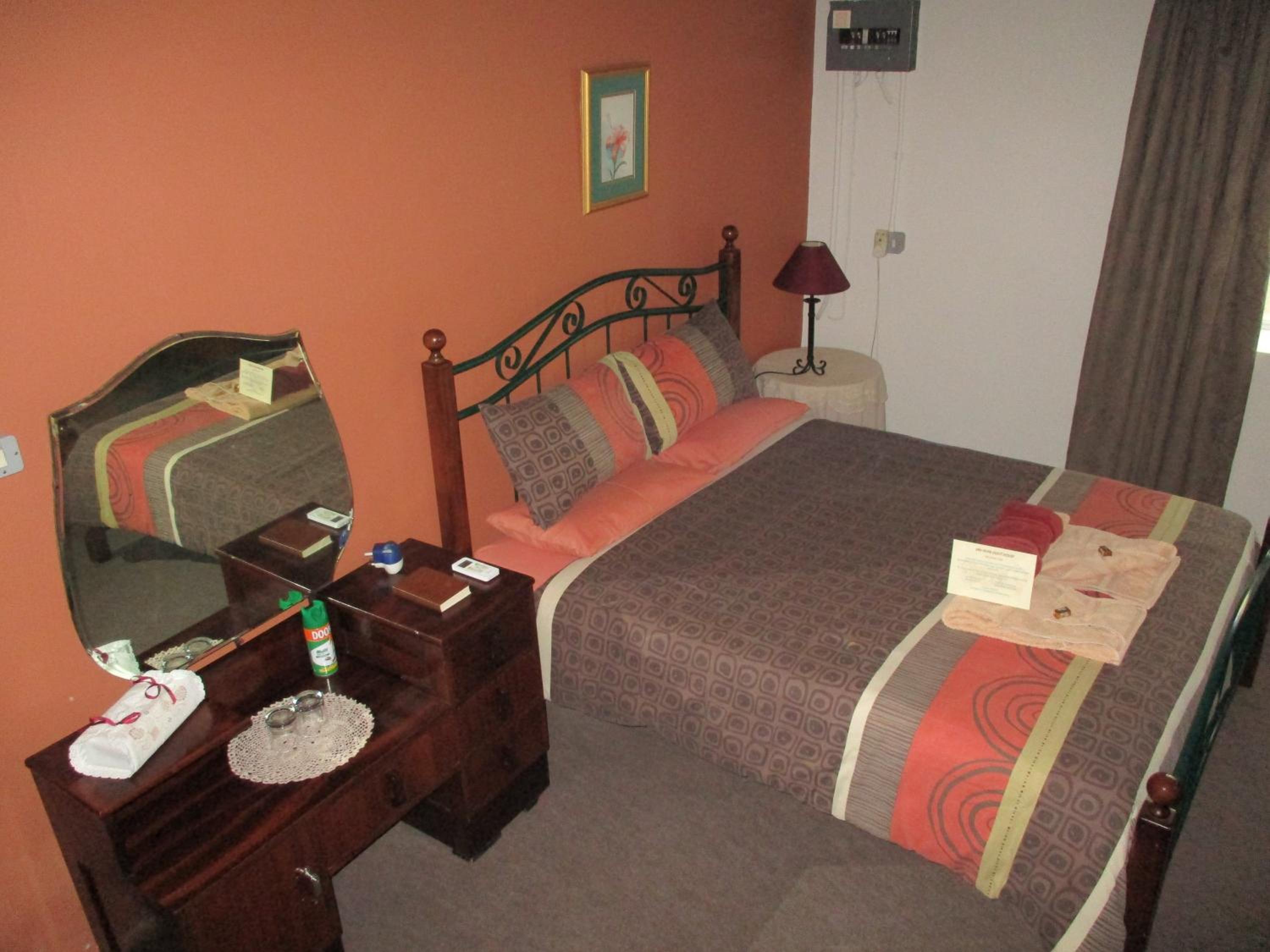 Family Room - Photo 1